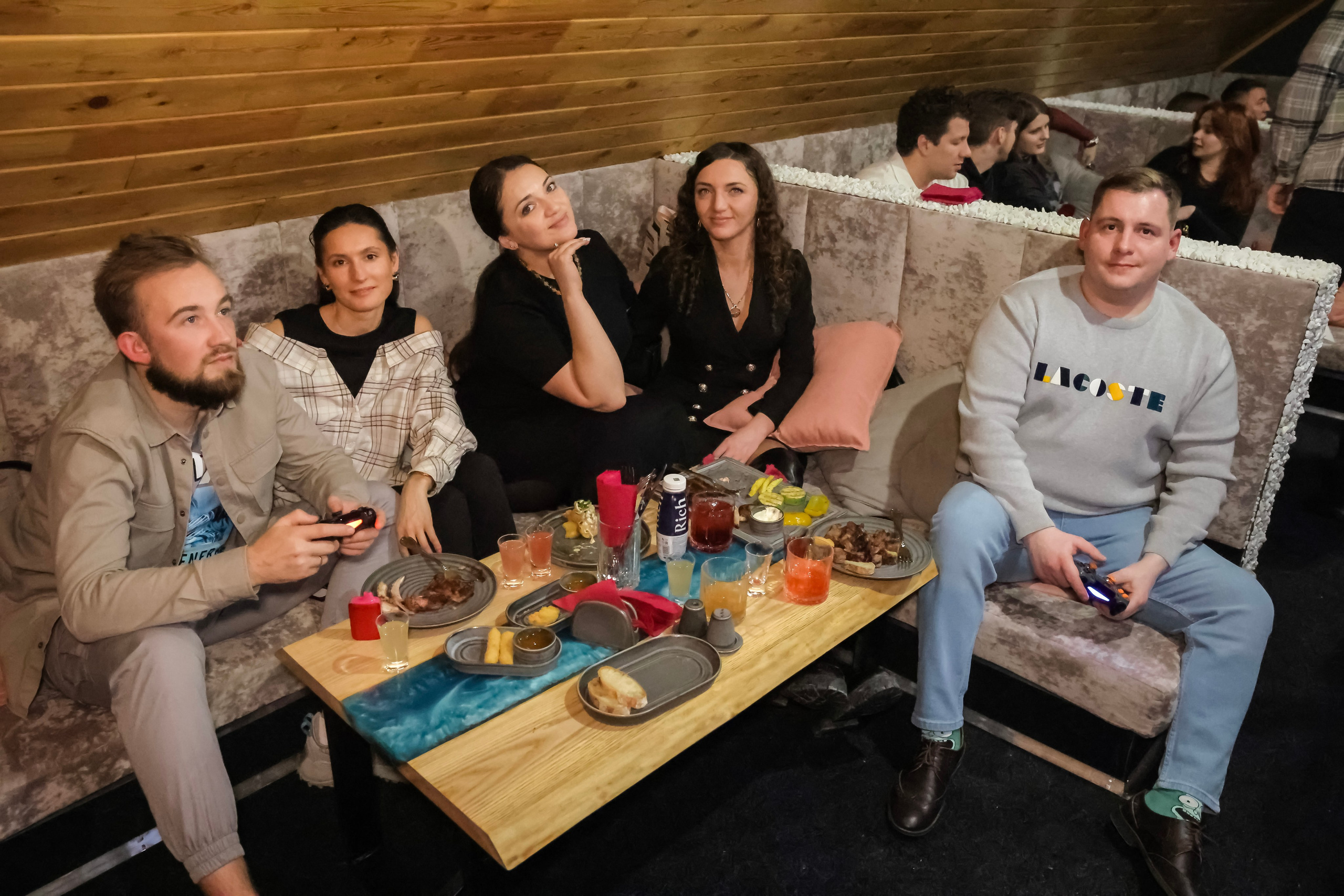 Открытие ШОТНОЙ. ШОТНАЯ бар вдохновения в Магадане