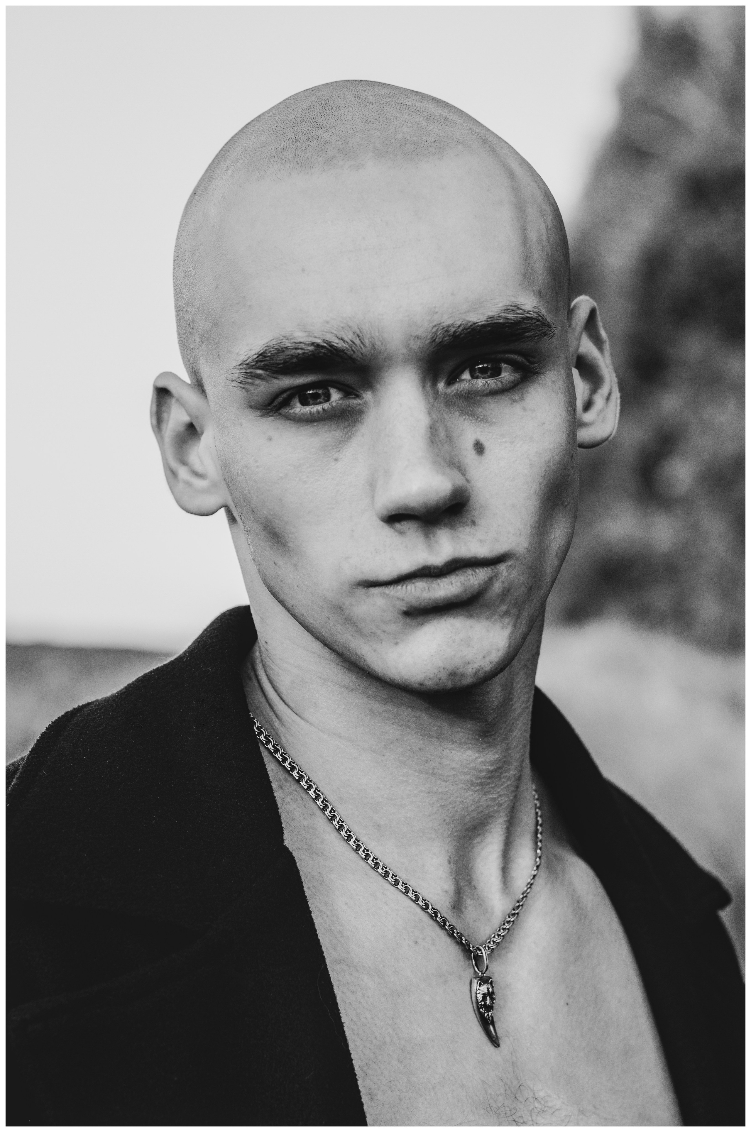 Владислав. Портретный фотограф в Орле. Готовые фото за 3 дня! Помощь в позировании. Советы по организации