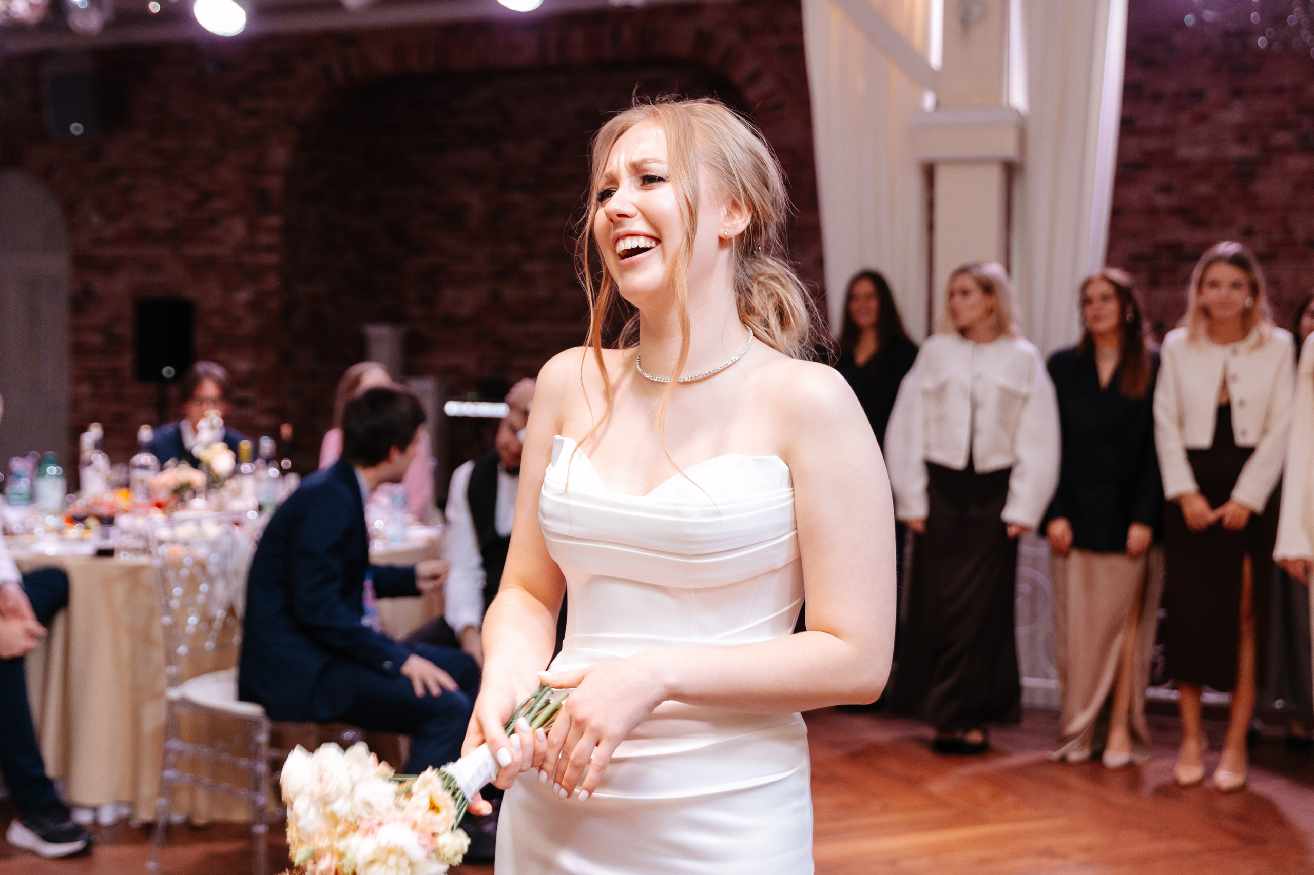 Свадебная фотосессия в Пушкине. Семейный и свадебный фотограф в Санкт-Петербурге и Москве