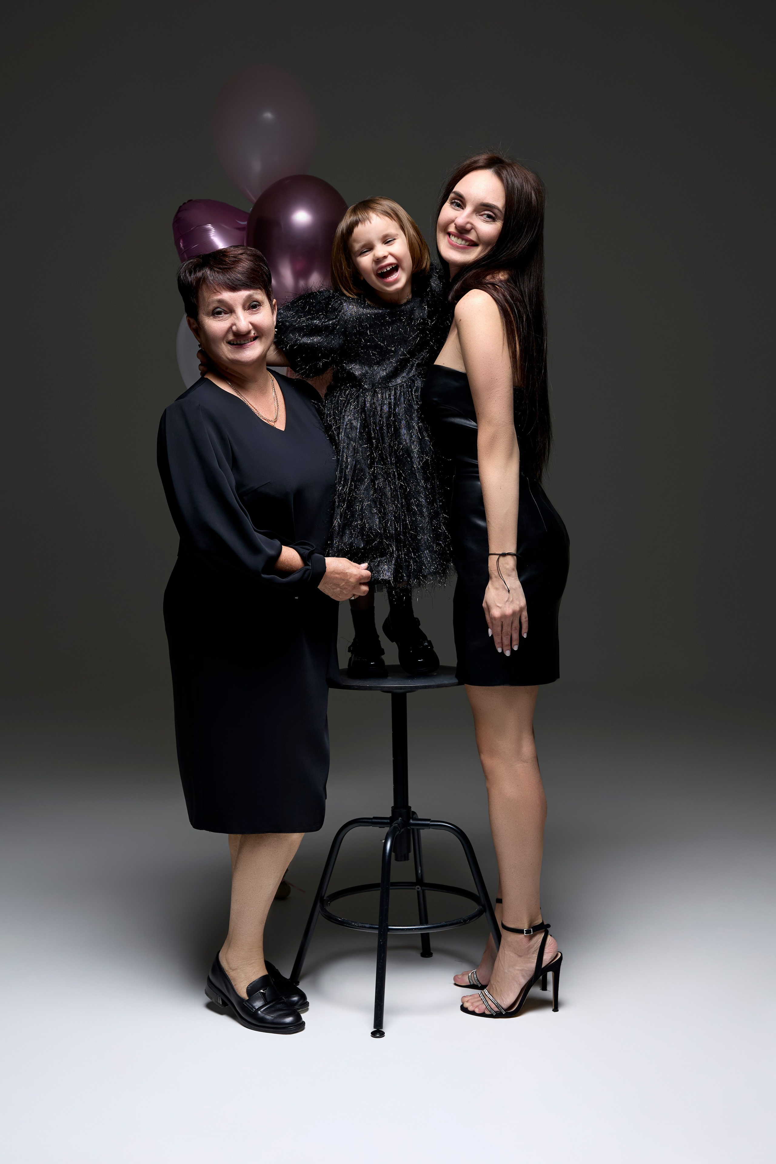 Семейная фотосессия к дню рождения