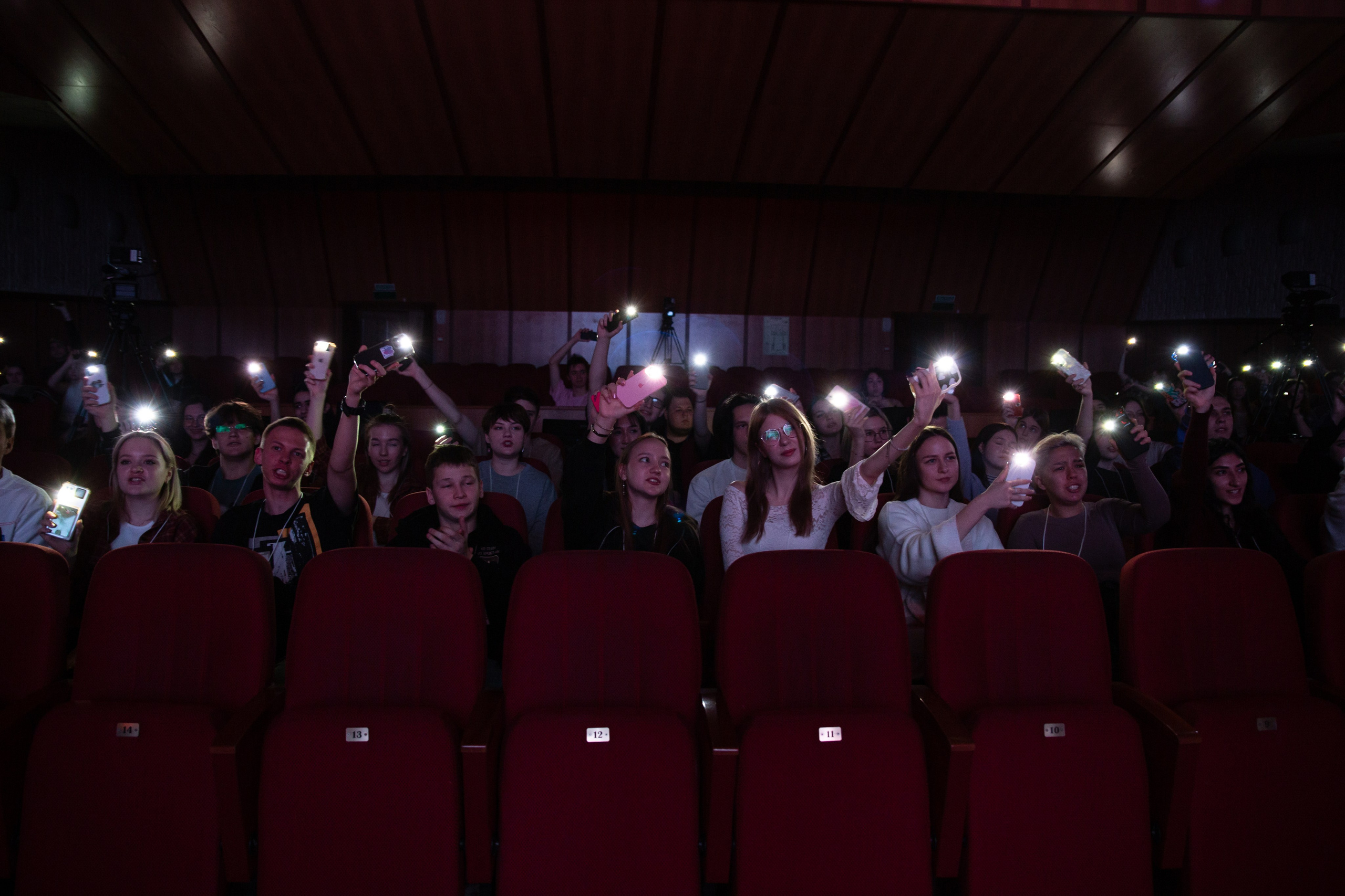 Концерты КемГУ. Портретный и репортажный фотограф в Кемерово Алексеева Анастасия