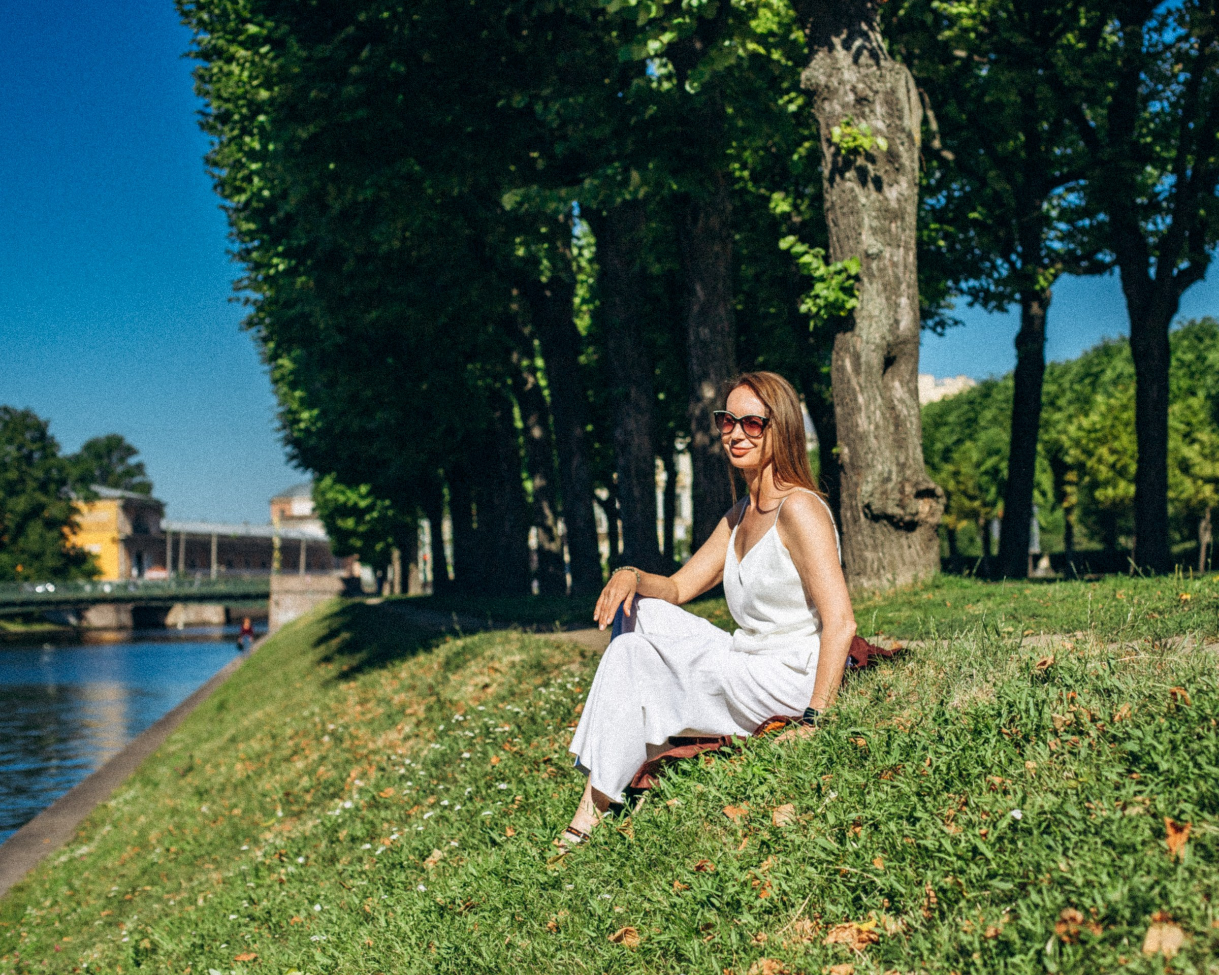 Татьяна в июне. Фотопрогулка в Петербурге. Индивидуальный и семейный фотограф в Санкт-Петербурге
