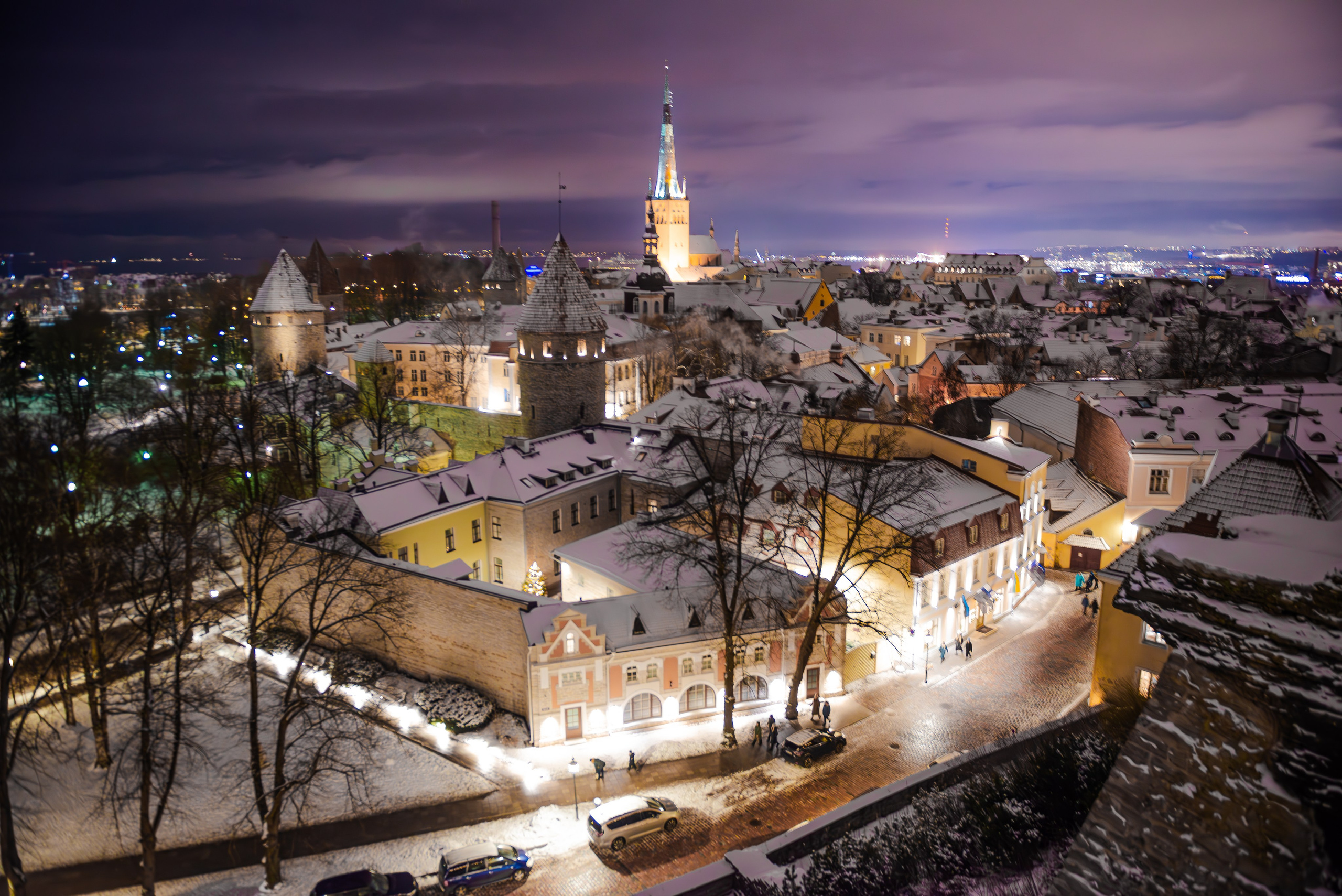 Ночной Старый Город Таллинна ночные огни вечерняя подсветка