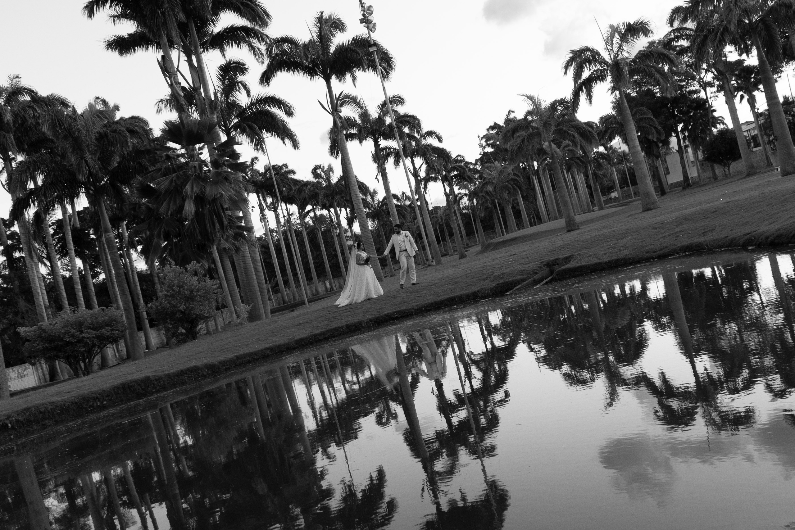 Carola & Gerson. Wedding Photographer in Barcelona and Medellin