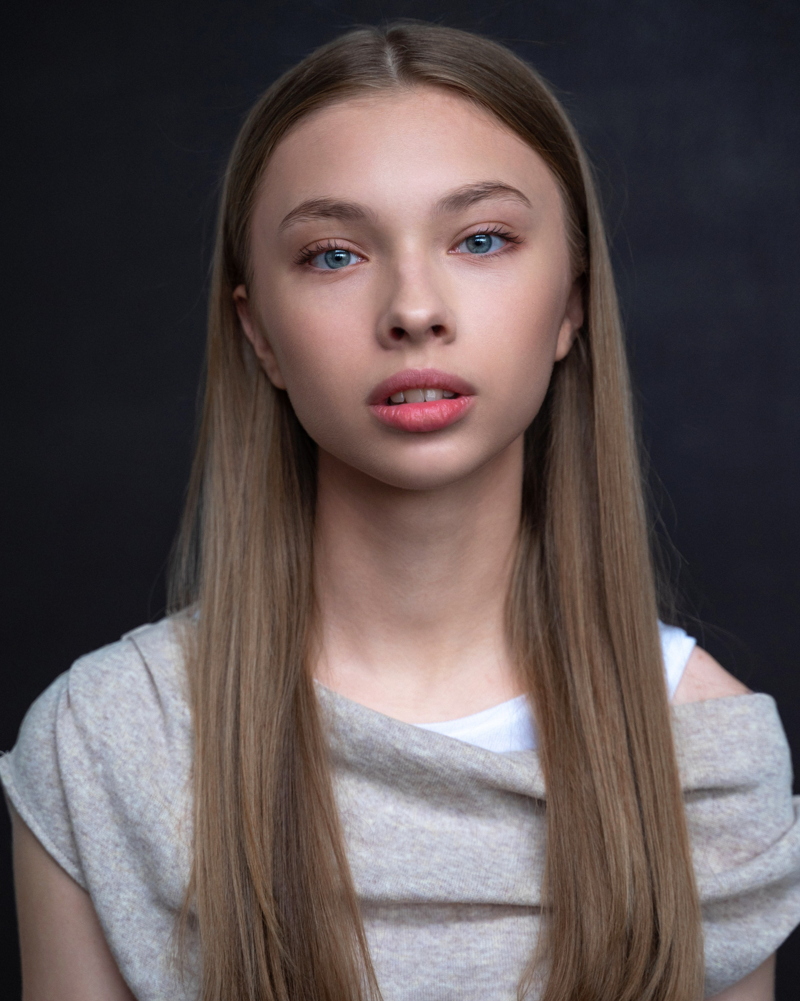 ПОДГОТОВКА ХЭДШОТЫ. Фотограф Москва Виктория Вишневская актерское / модельное портфолио