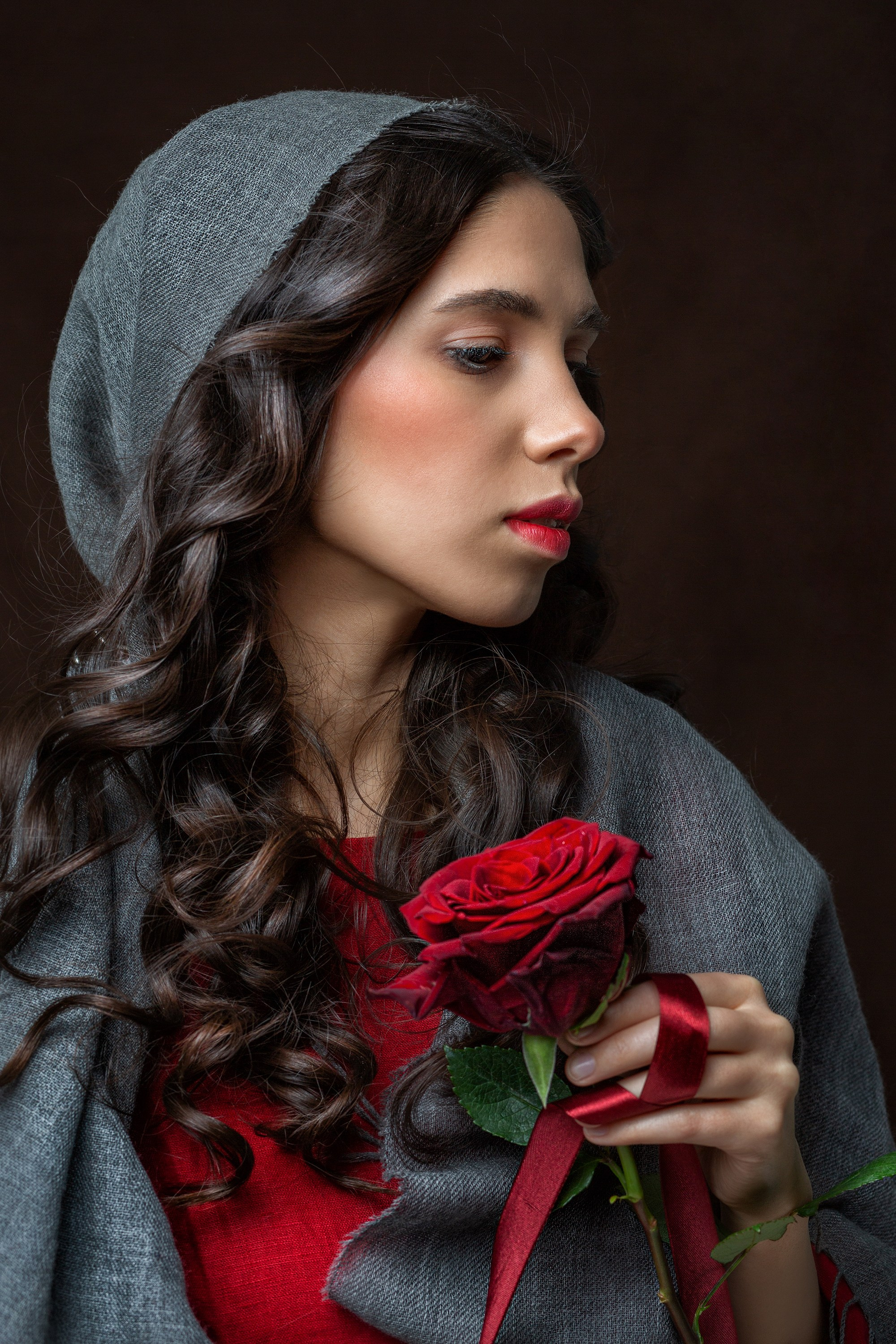 ЖЕНСКИЙ ПОРТРЕТ. Главная