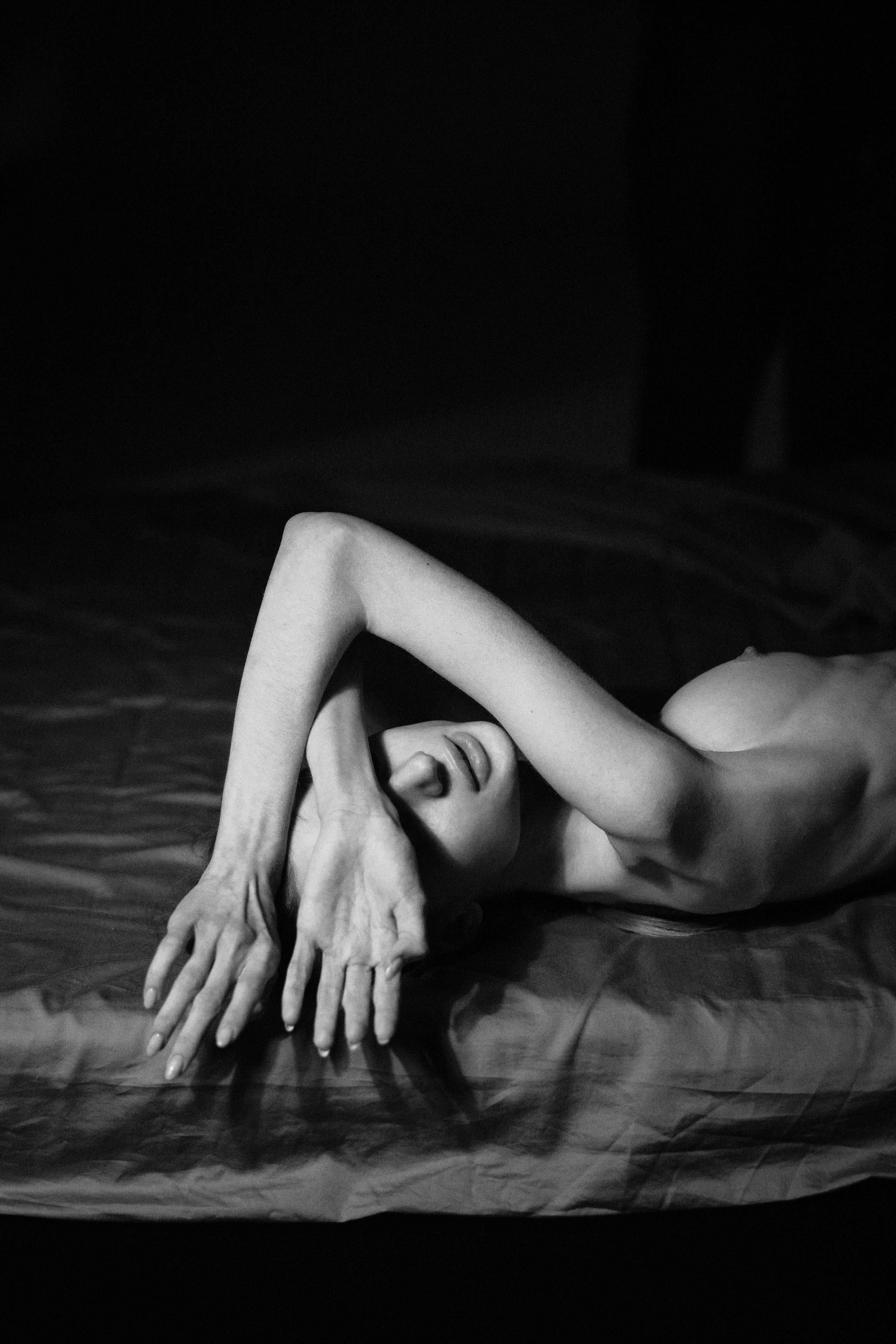 ЧБ для Поли. Женский и контент фотограф в Москве. Алла Поломарь