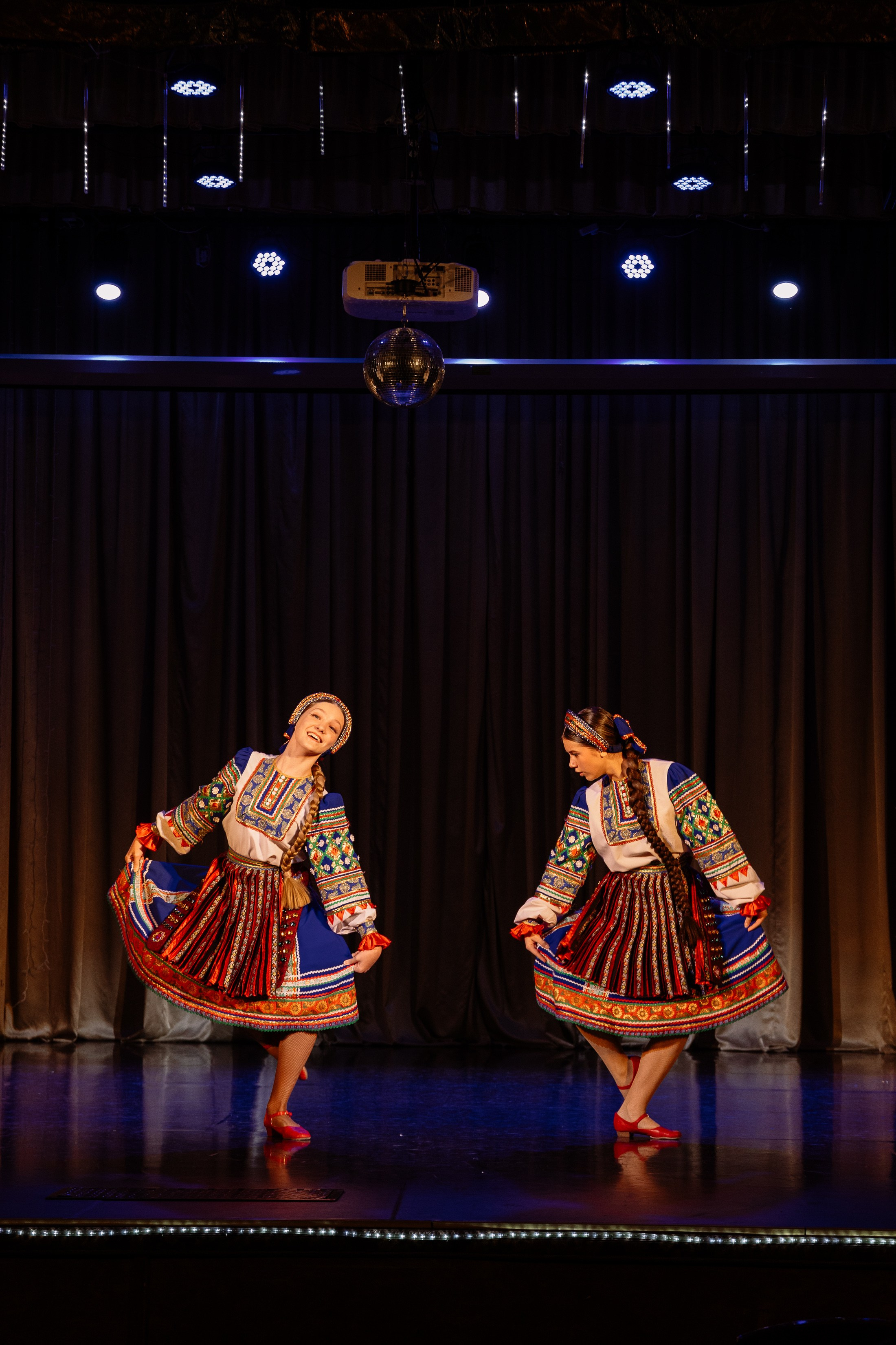 Сибирские узоры ДК Ефремова. Фотограф Юлия Мальцева