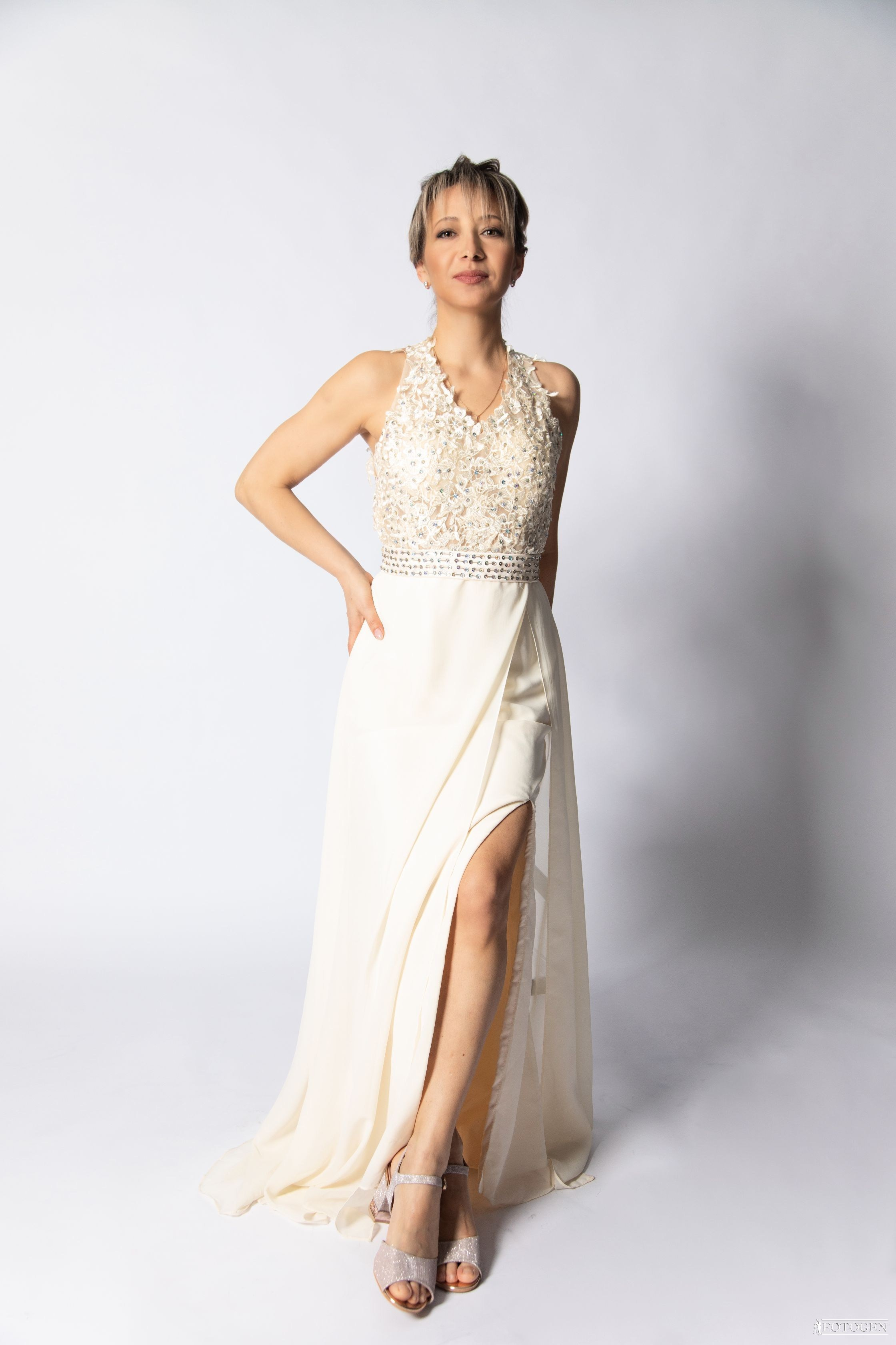 Очарование зрелости: Фотосессии в студии Fotogen. Интерьерная фотостудия FOTOGEN г. Краснодар