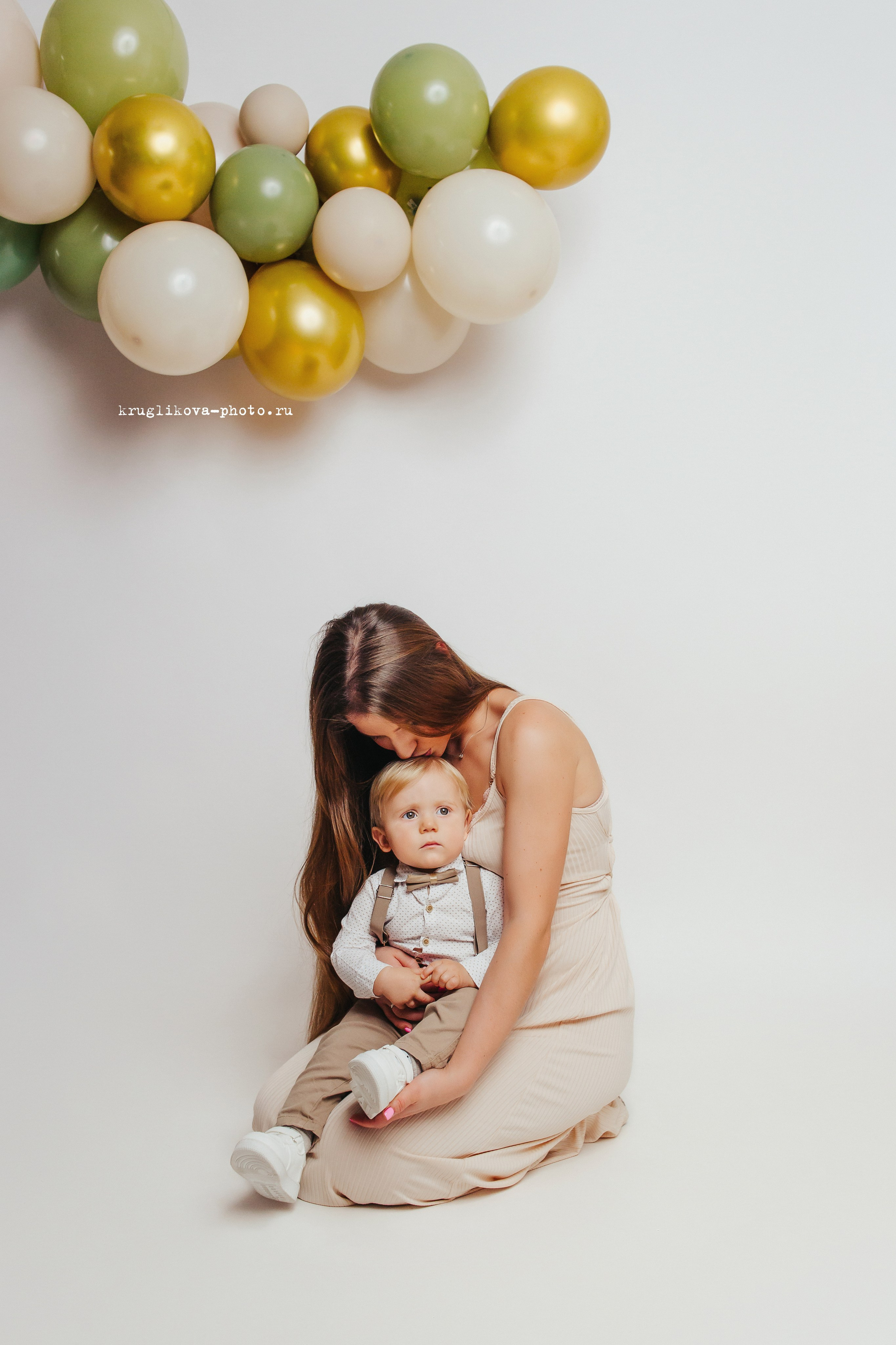 Фотосессия малыша на годик. Фотограф новорожденных и детский в Сергиевом Посаде Кругликова Юлия