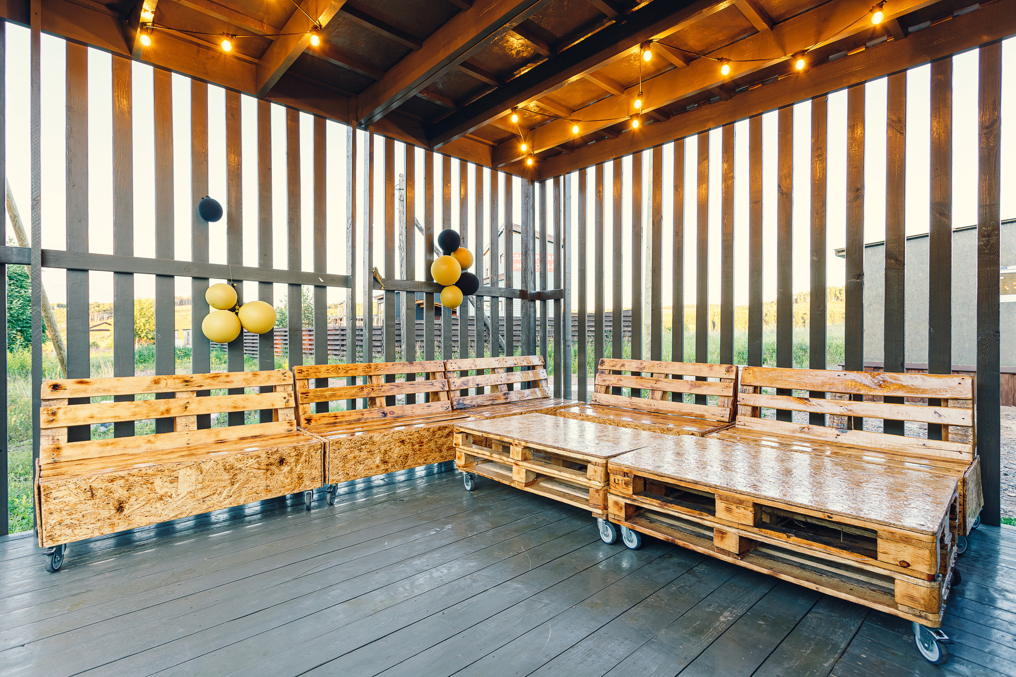 Фотосъёмка глэмпинга Hut House. Интерьерный фотограф в Красноярске Дмитрий Куценко