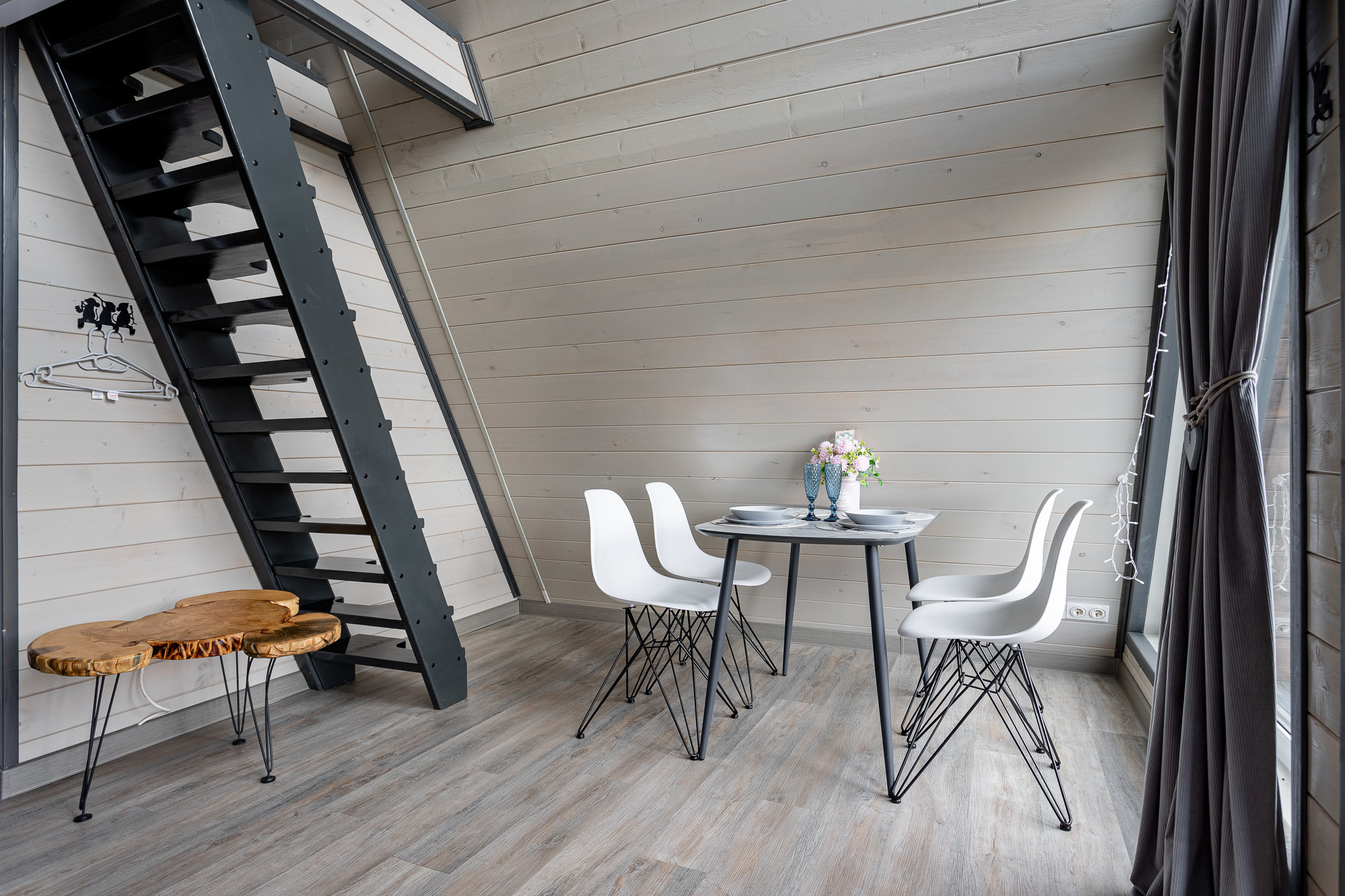 Фотосъёмка глэмпинга Hut House. Интерьерный фотограф в Красноярске Дмитрий Куценко