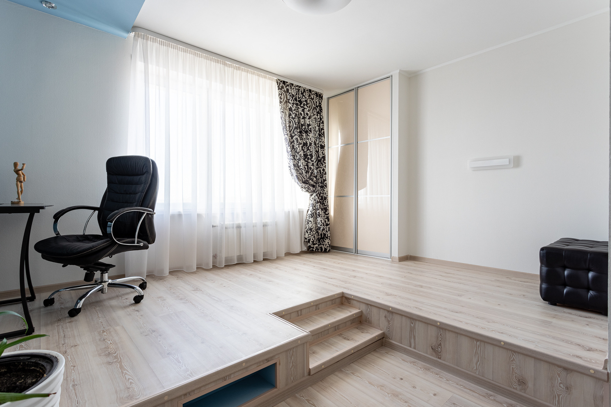 Фотосъёмка двухуровневой квартиры на продажу. Интерьерный фотограф в Красноярске Дмитрий Куценко