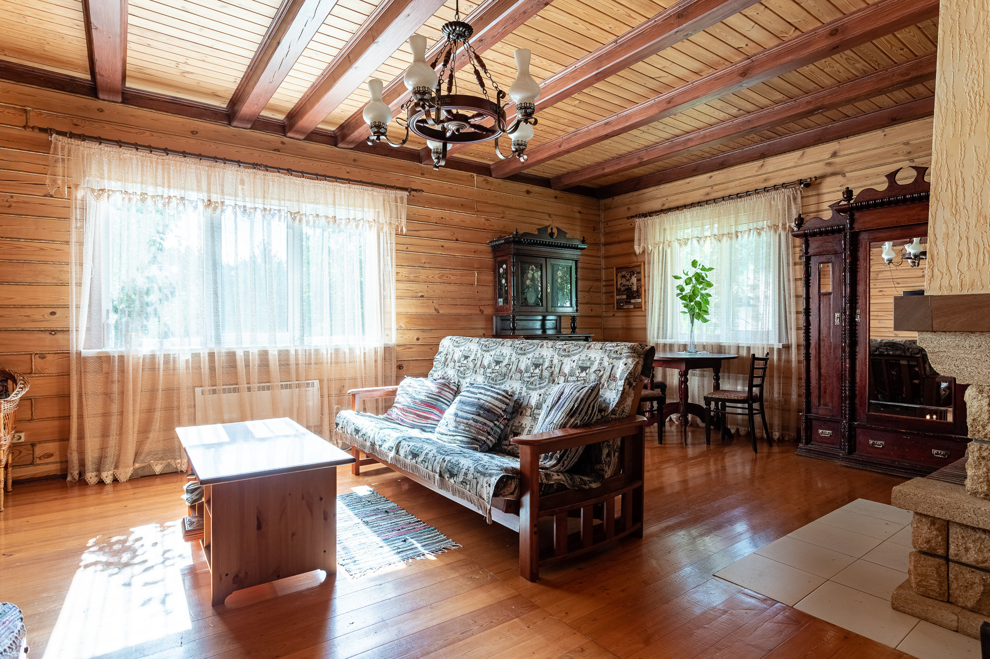 Фотосъёмка дома на продажу в Калягино. Интерьерный фотограф в Красноярске Дмитрий Куценко