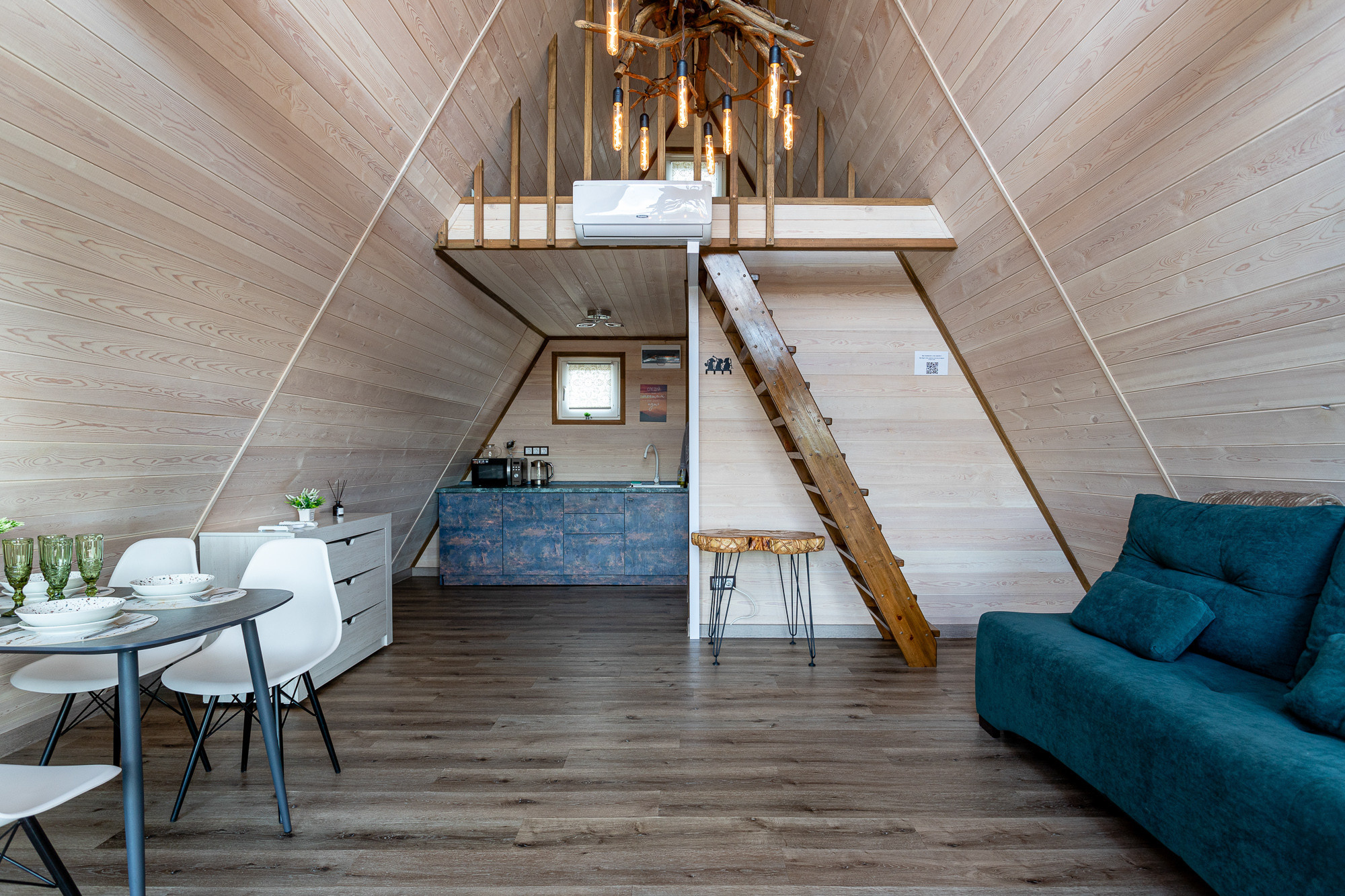 Фотосъёмка глэмпинга Hut House. Интерьерный фотограф в Красноярске Дмитрий Куценко