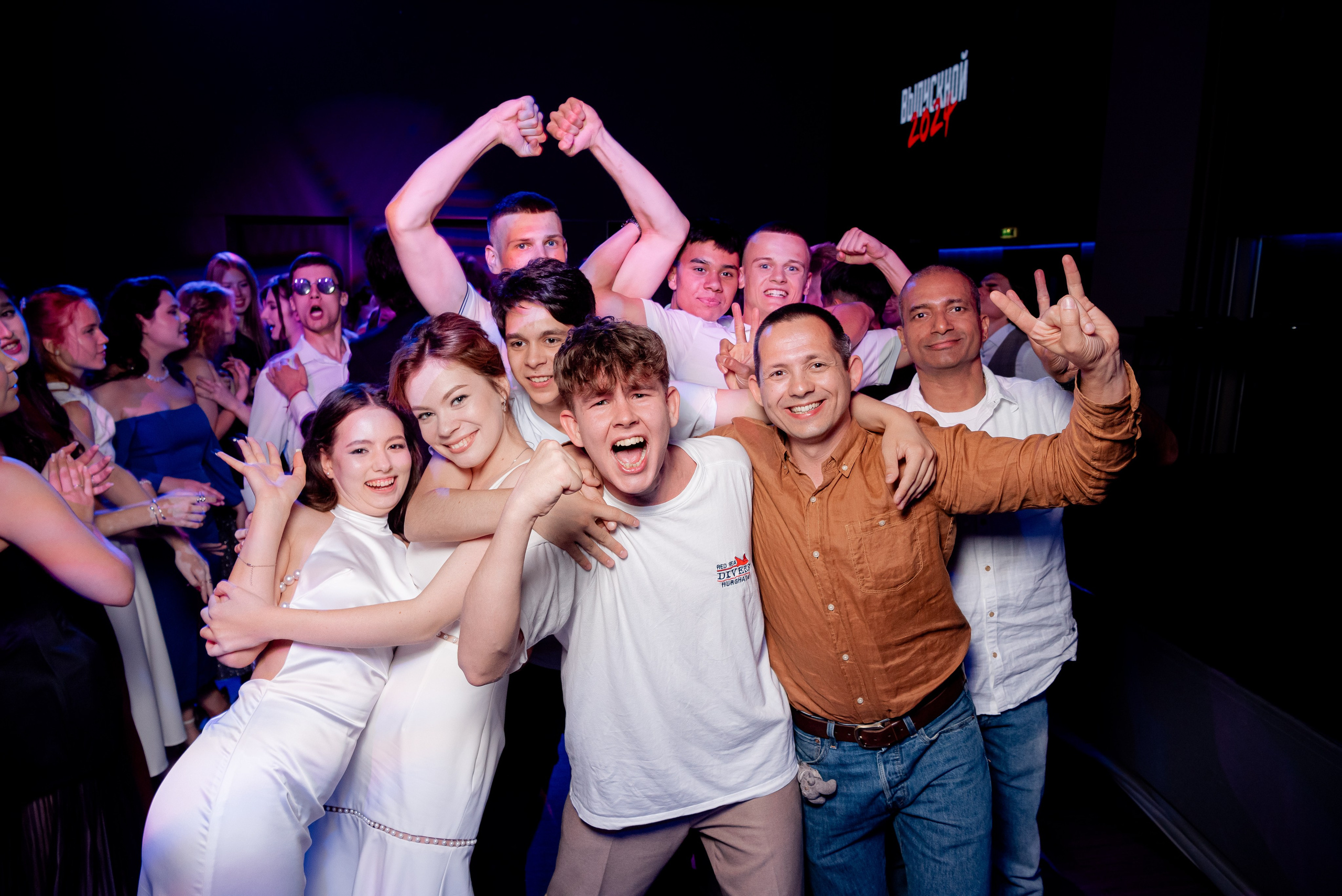 5 Лицей. Вручение и Банкет. Музкомедия и Сити Холл. Фотограф в Волгограде и Волжском Александр Горбань