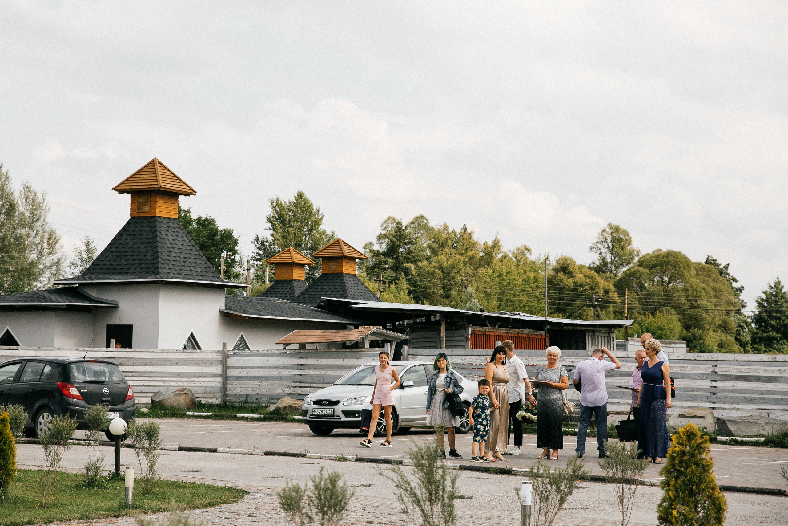 Иван и Карина. Катя Завьялова