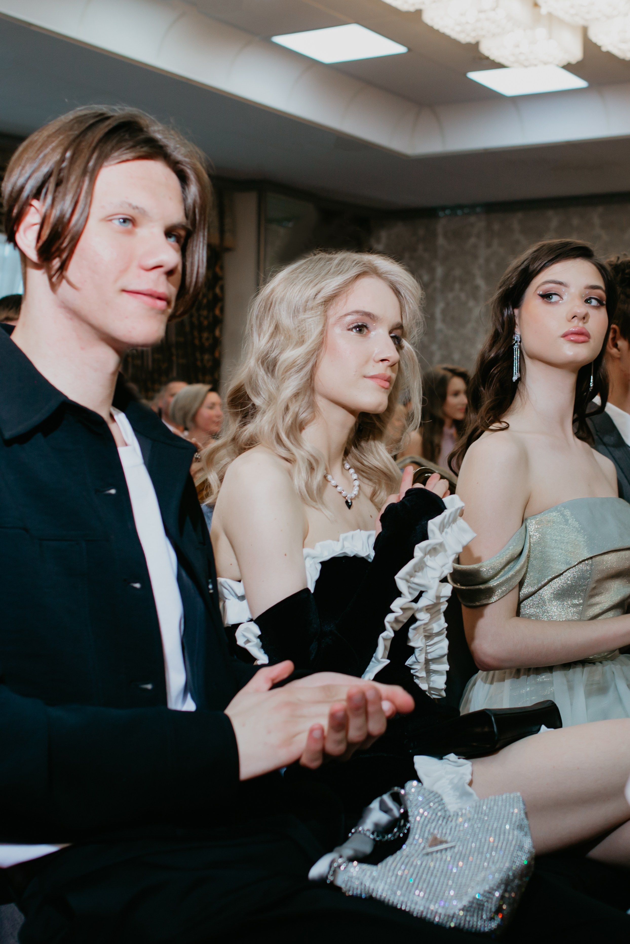 Выпускной. 11 лицей. Фотограф в Челябинске Ополихина Анна