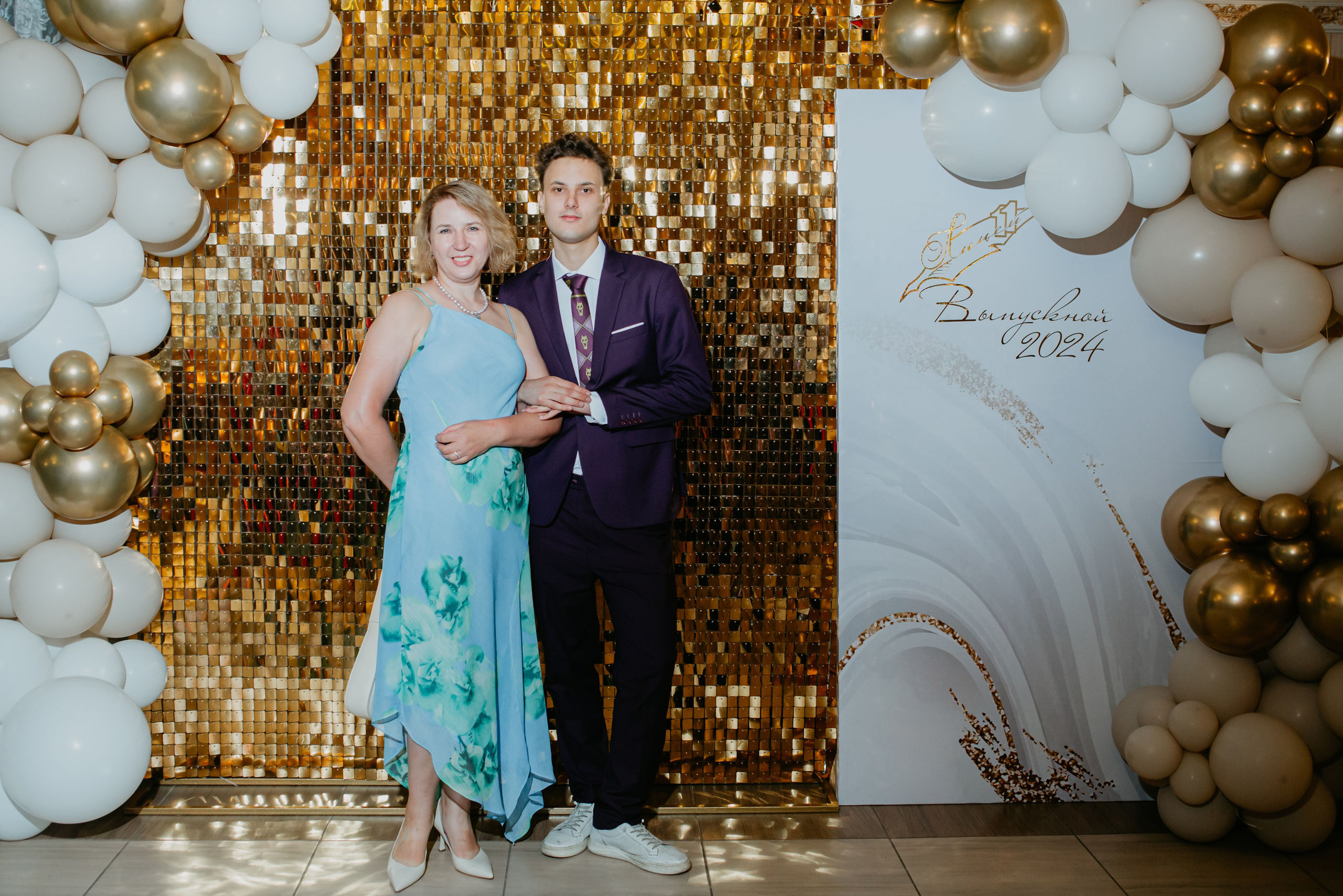 Выпускной. 11 лицей. Фотограф в Челябинске Ополихина Анна