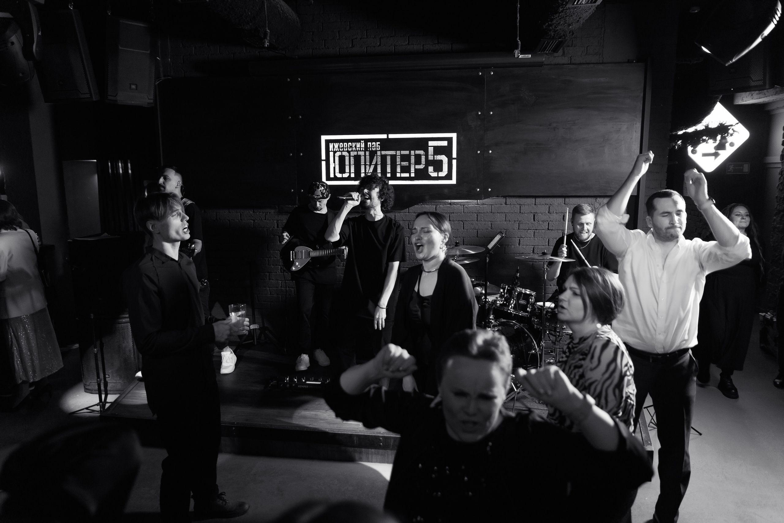 КОПРОРАТ: Юпитер 5. Все фото. Профессиональный фотограф в Ижевске Леша Петров