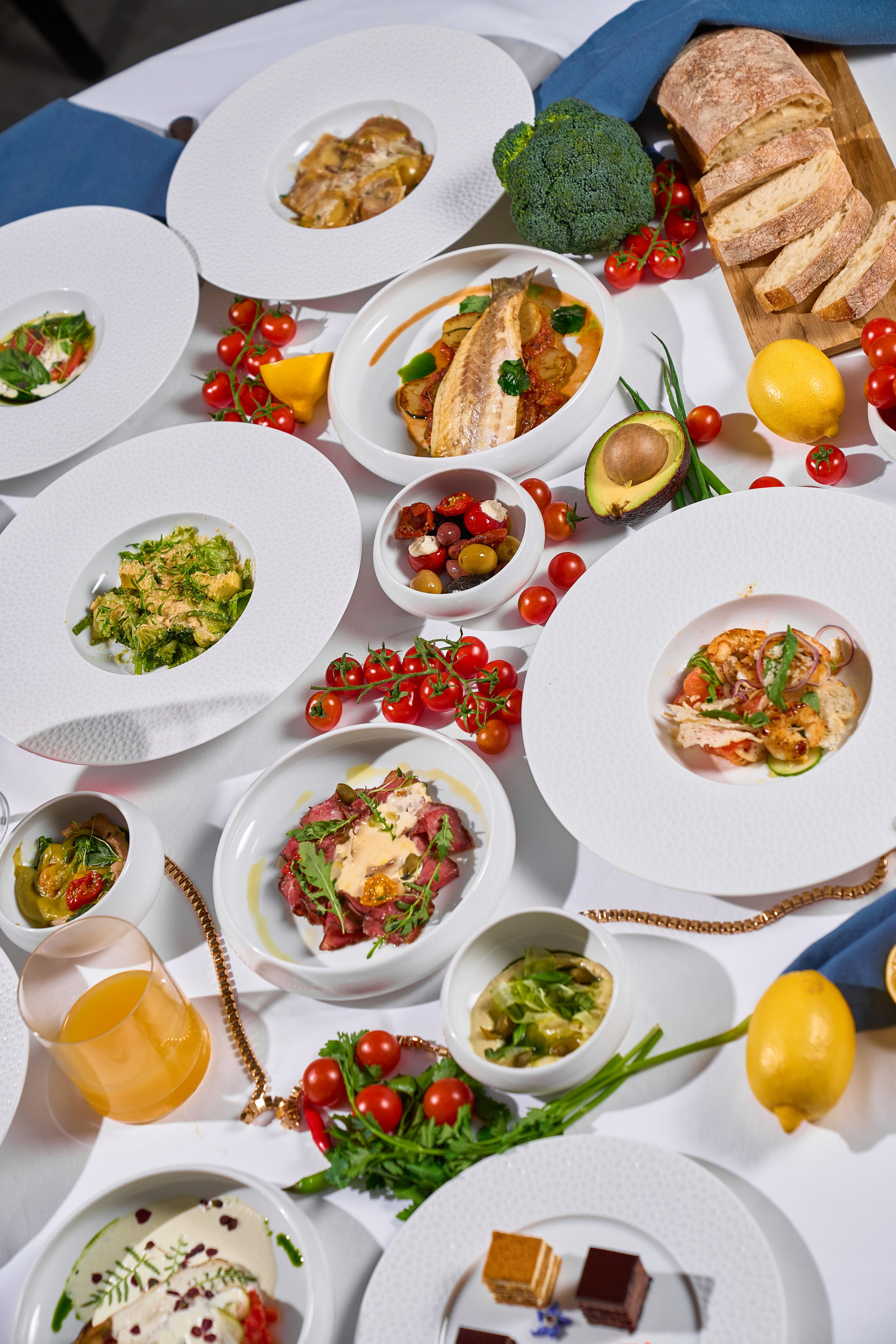 COSMOS ITALY — СЪЕМКА МЕНЮ