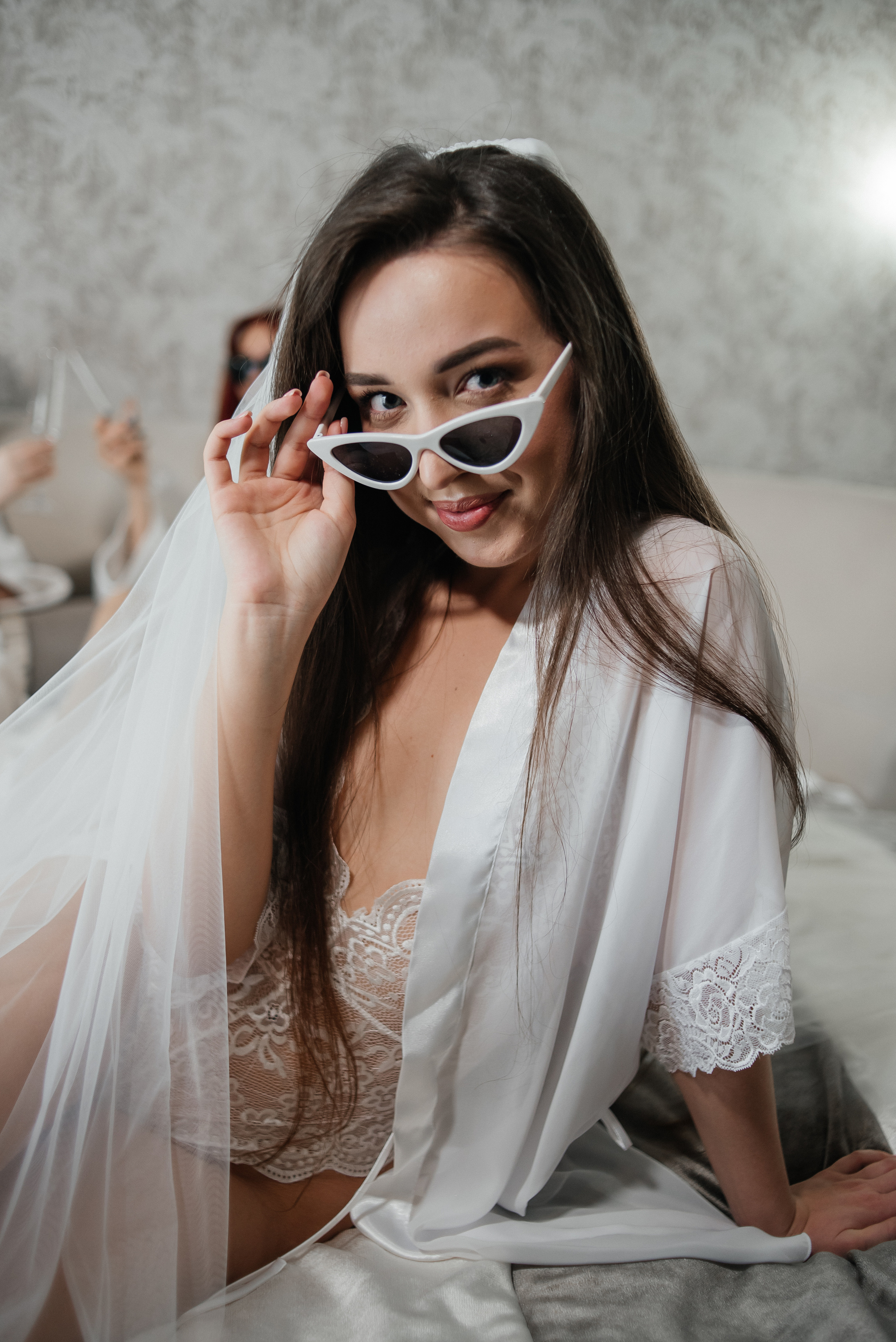 Сборы невесты в Отеле. Свадебные фотограф и видеограф в Саратове