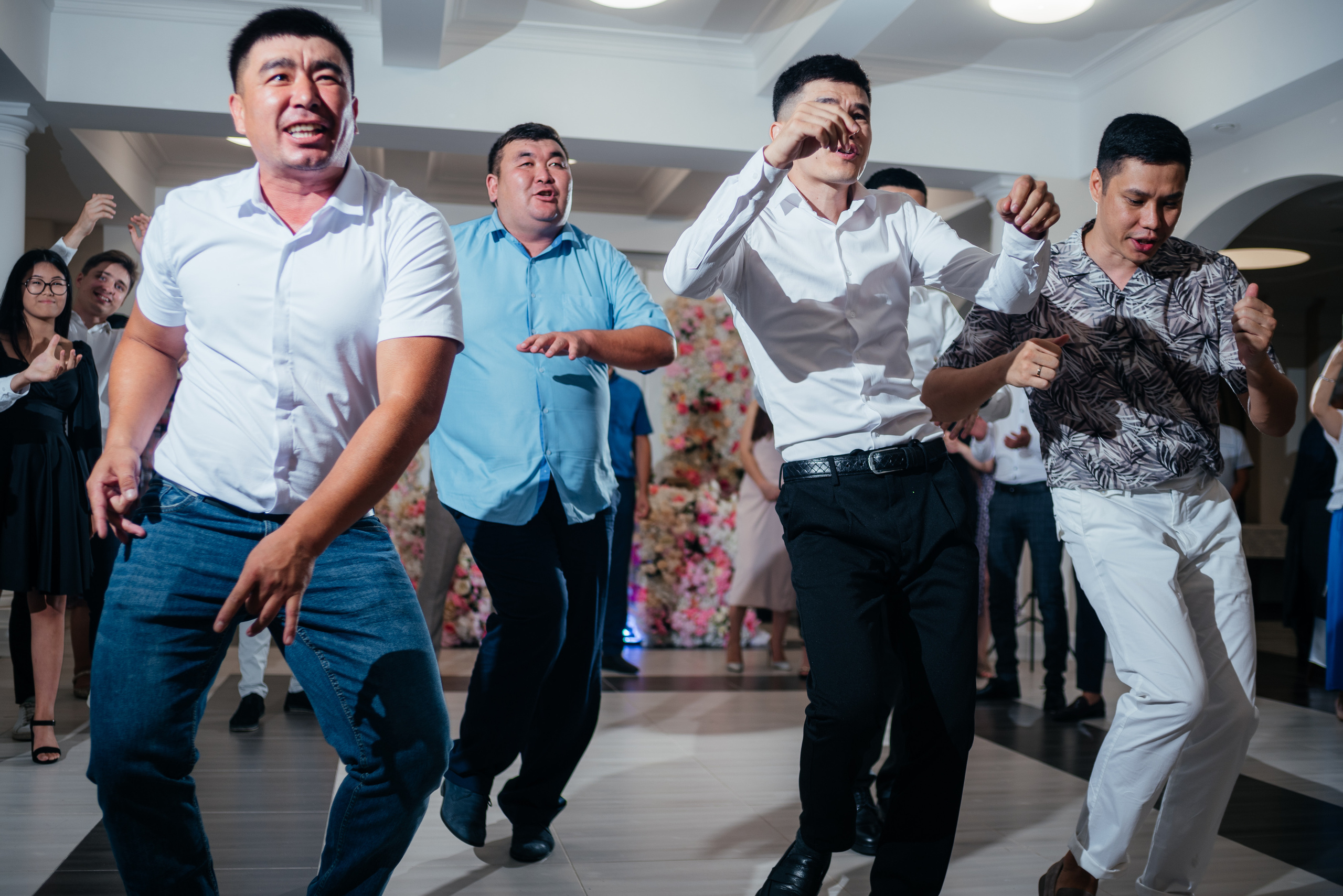 Даурен и Камилла. Свадебные фотограф и видеограф в Саратове