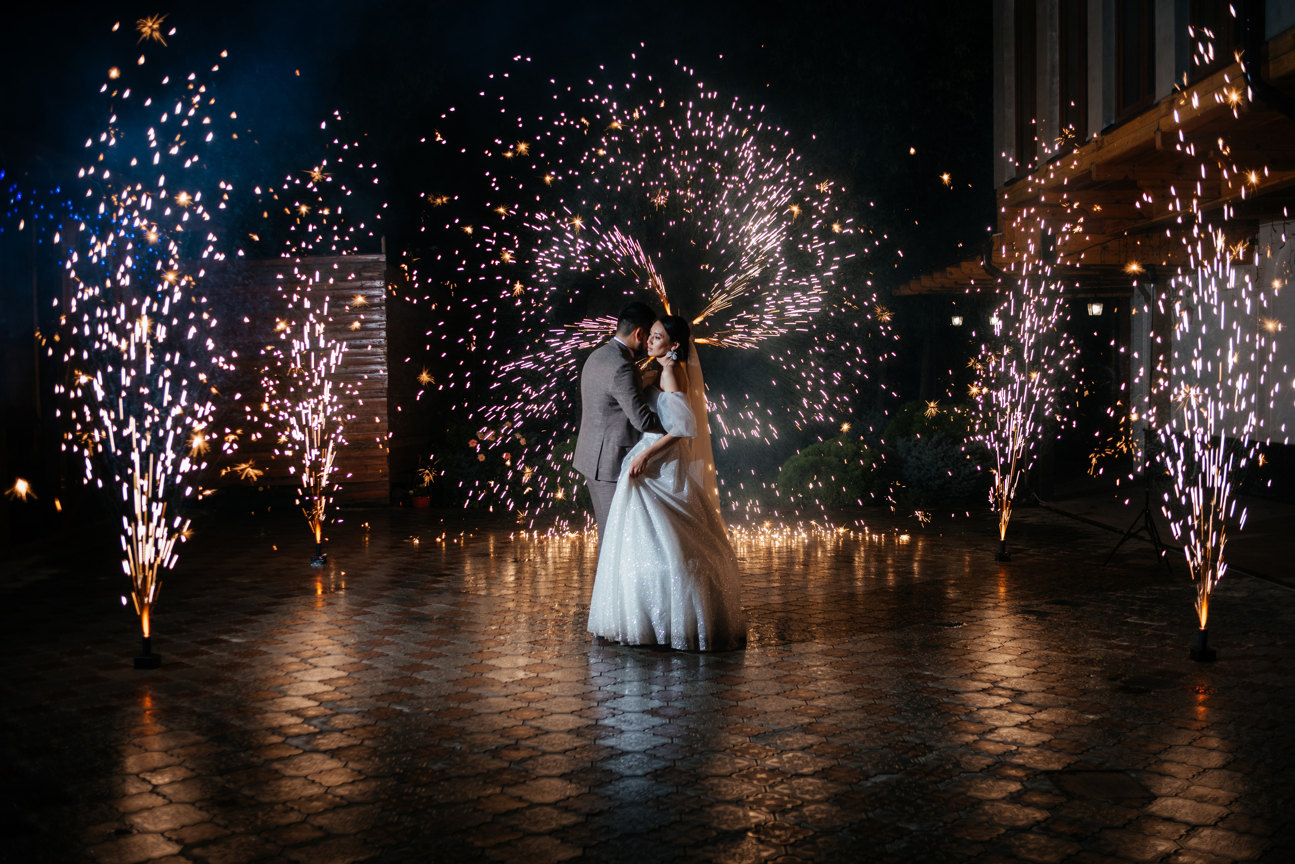 Даурен и Камилла. Свадебные фотограф и видеограф в Саратове