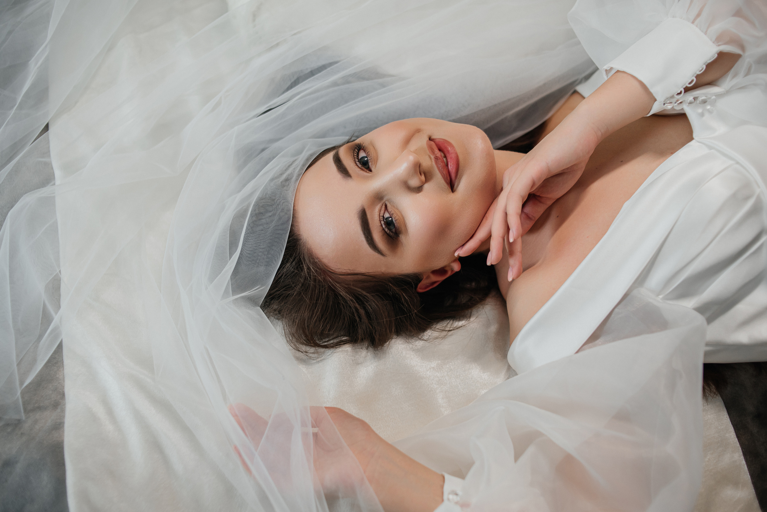 Сборы невесты в Отеле. Свадебные фотограф и видеограф в Саратове