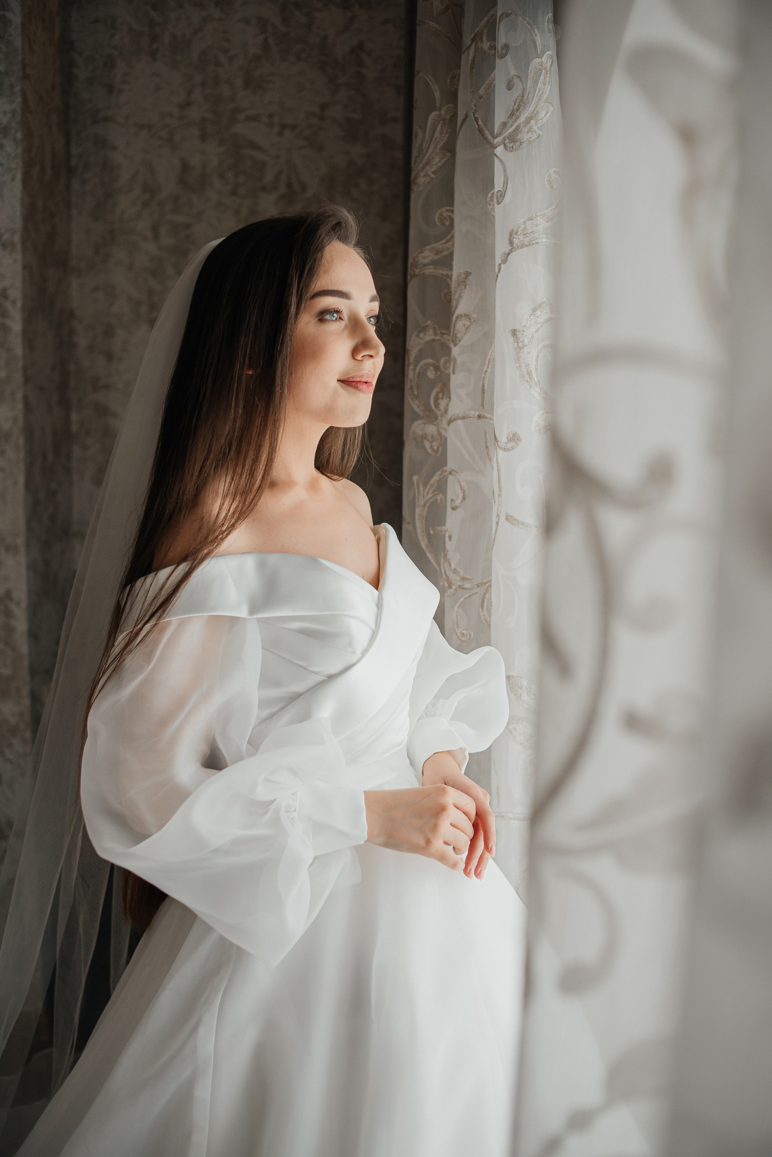 Сборы невесты в Отеле. Свадебные фотограф и видеограф в Саратове