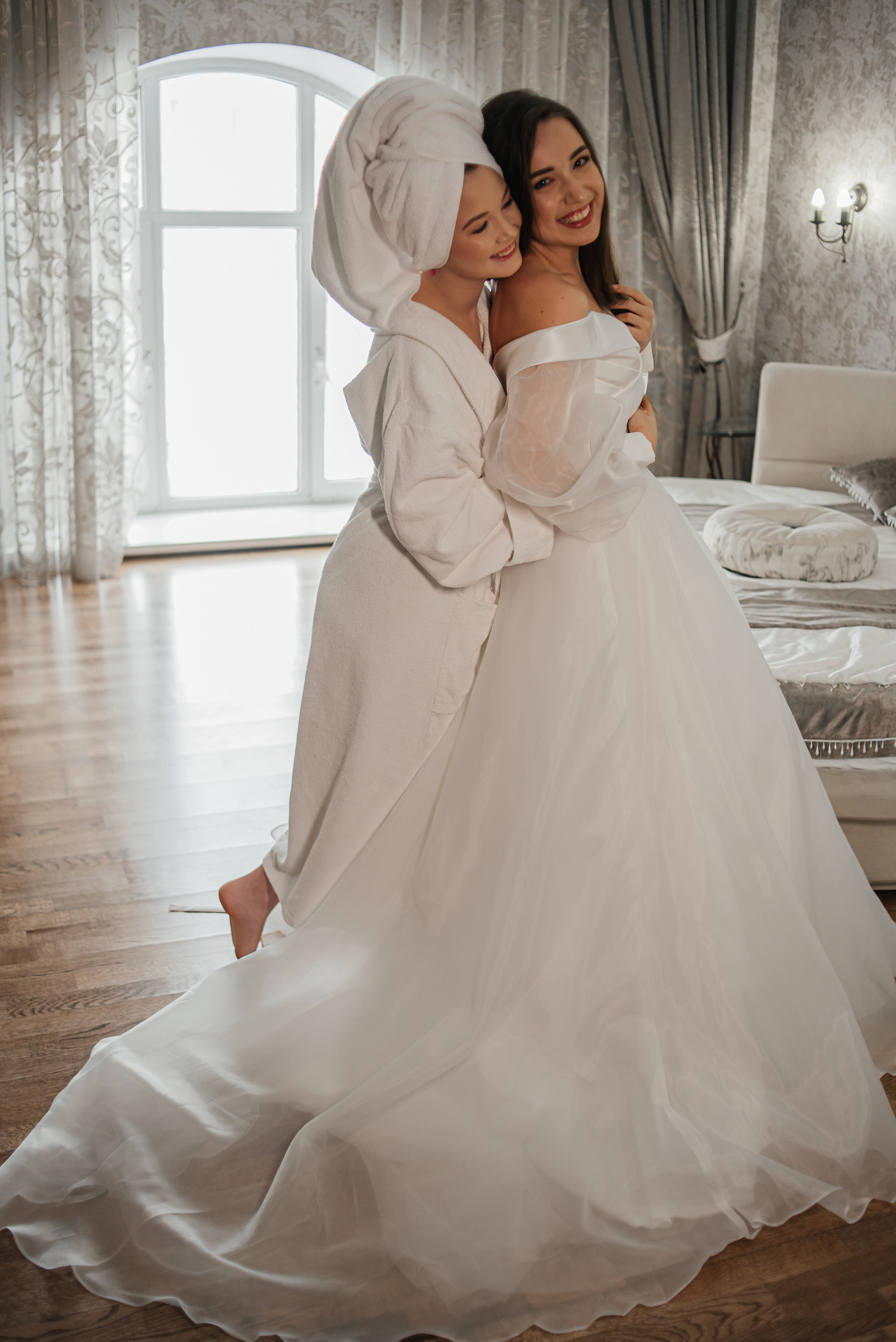 Сборы невесты в Отеле. Свадебные фотограф и видеограф в Саратове