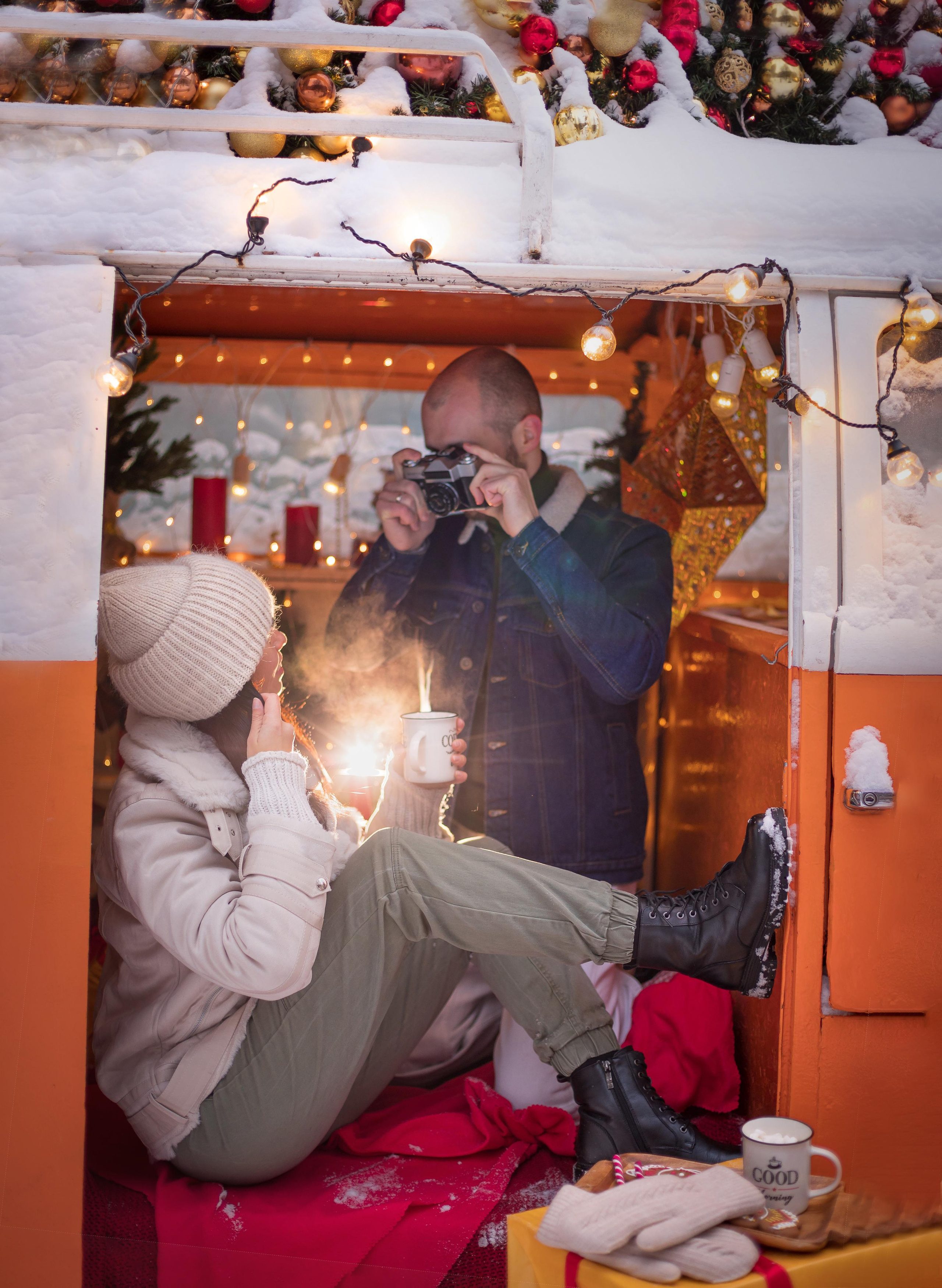 Новогодняя фотосессия Love story in BUS. Свадебные видео
