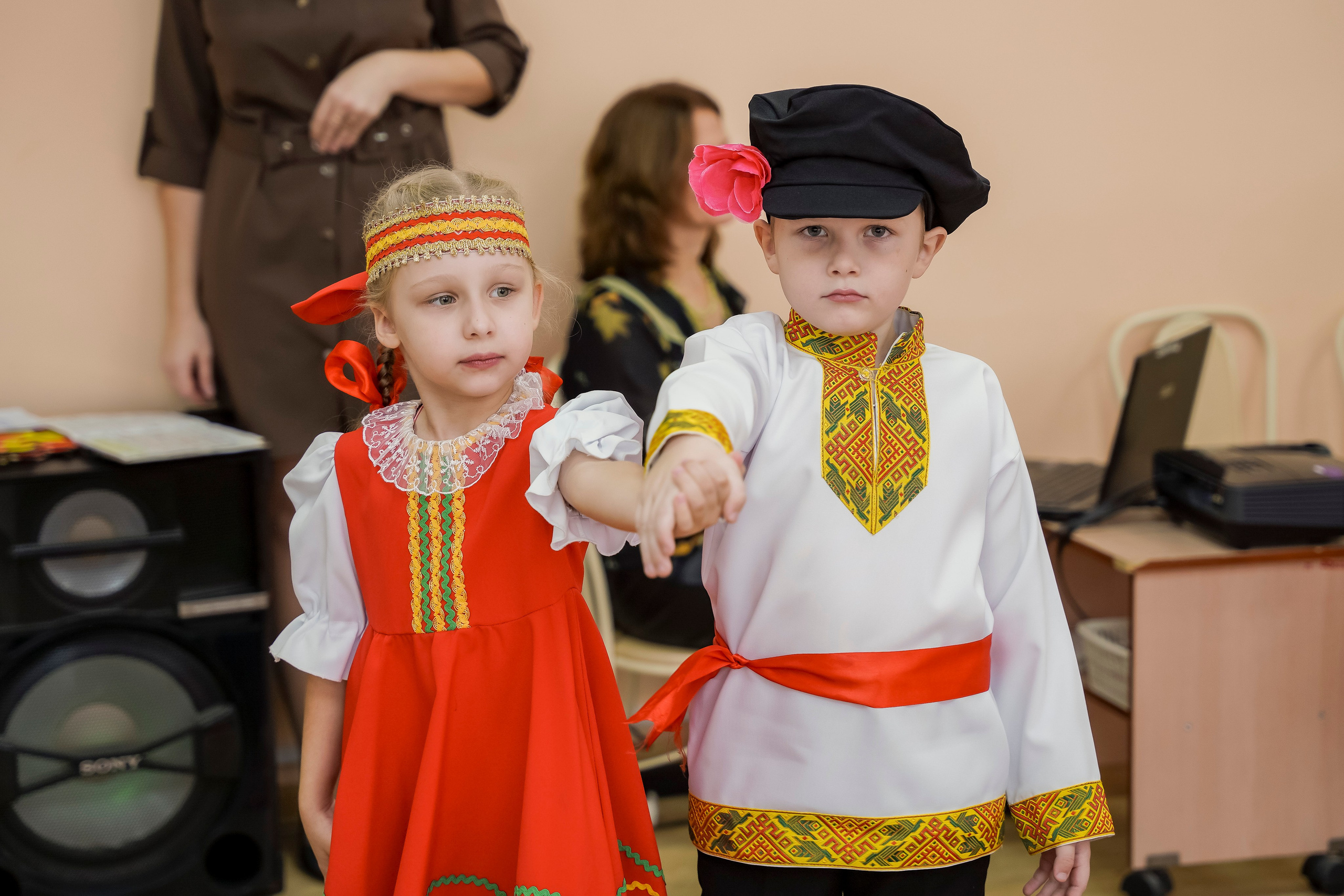 Еще осень. Геннадий Войтов — контент под любые задачи