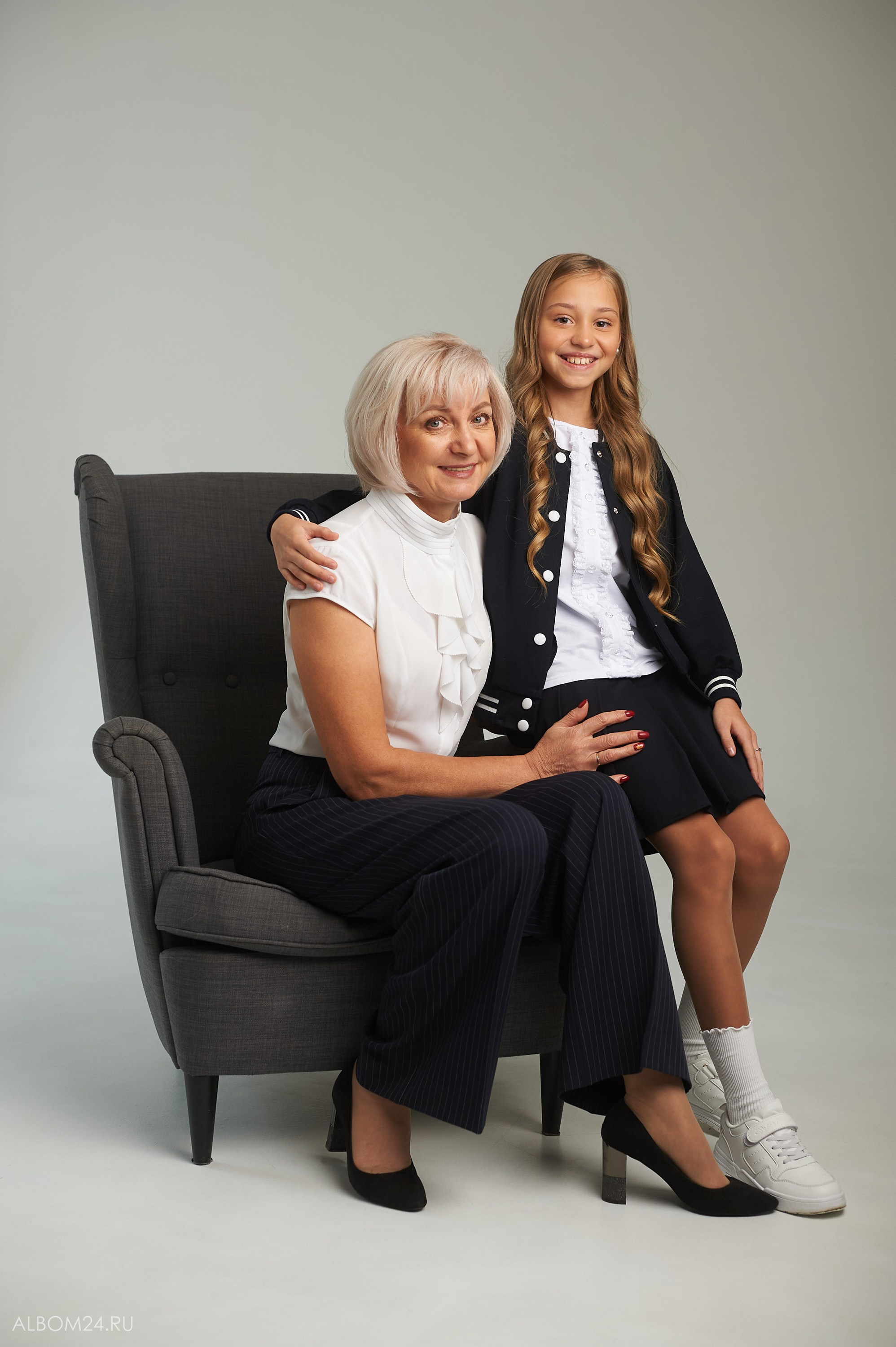 Портфолио школа начальные классы. Выпускные альбомы и фотосъемка в Красноярске