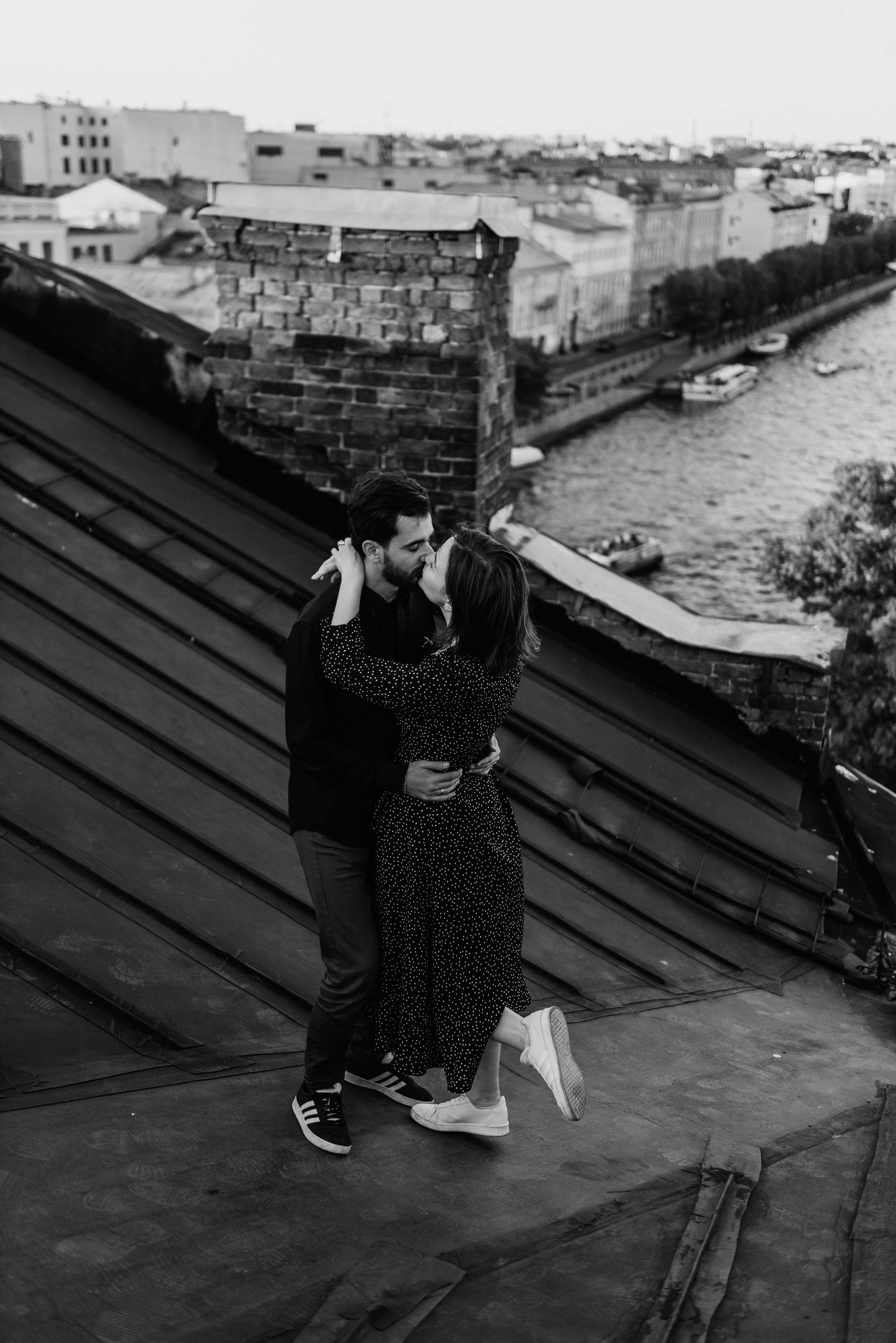 Мы гуляли по крышам питера. Фотограф Алена Нормальная в Санкт-Петербурге