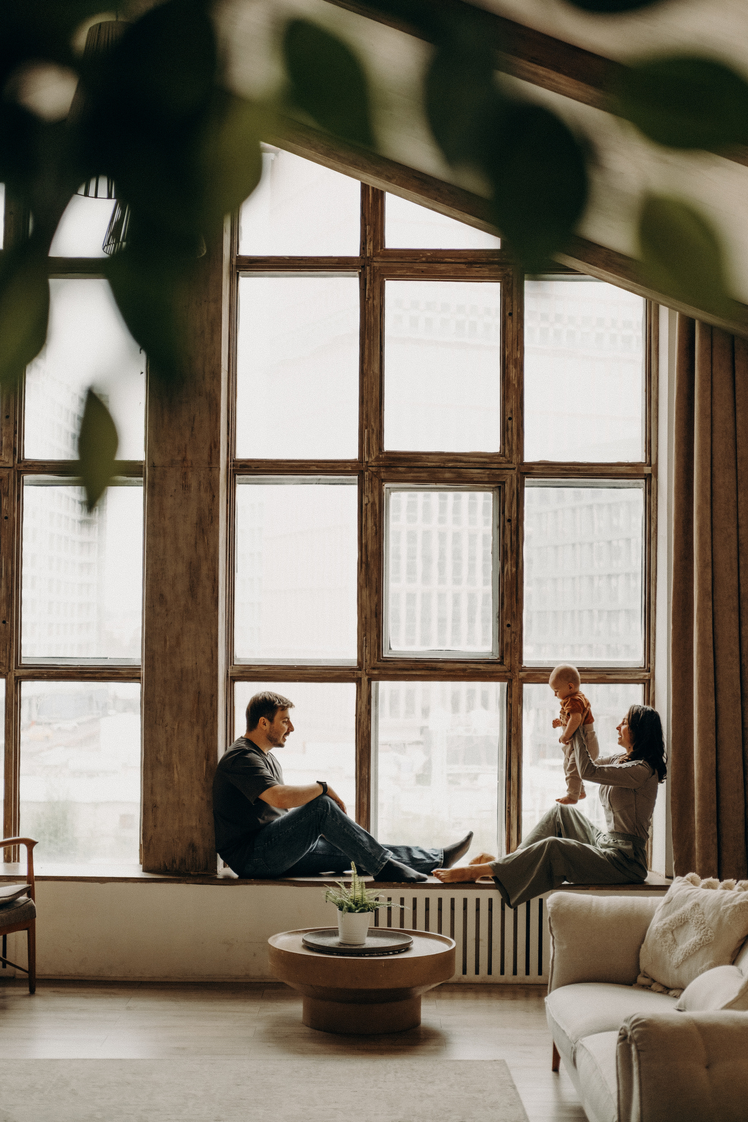 Мама папа и малыш дома фотосессия. Семейный фотограф в Москве Кристина Маркос