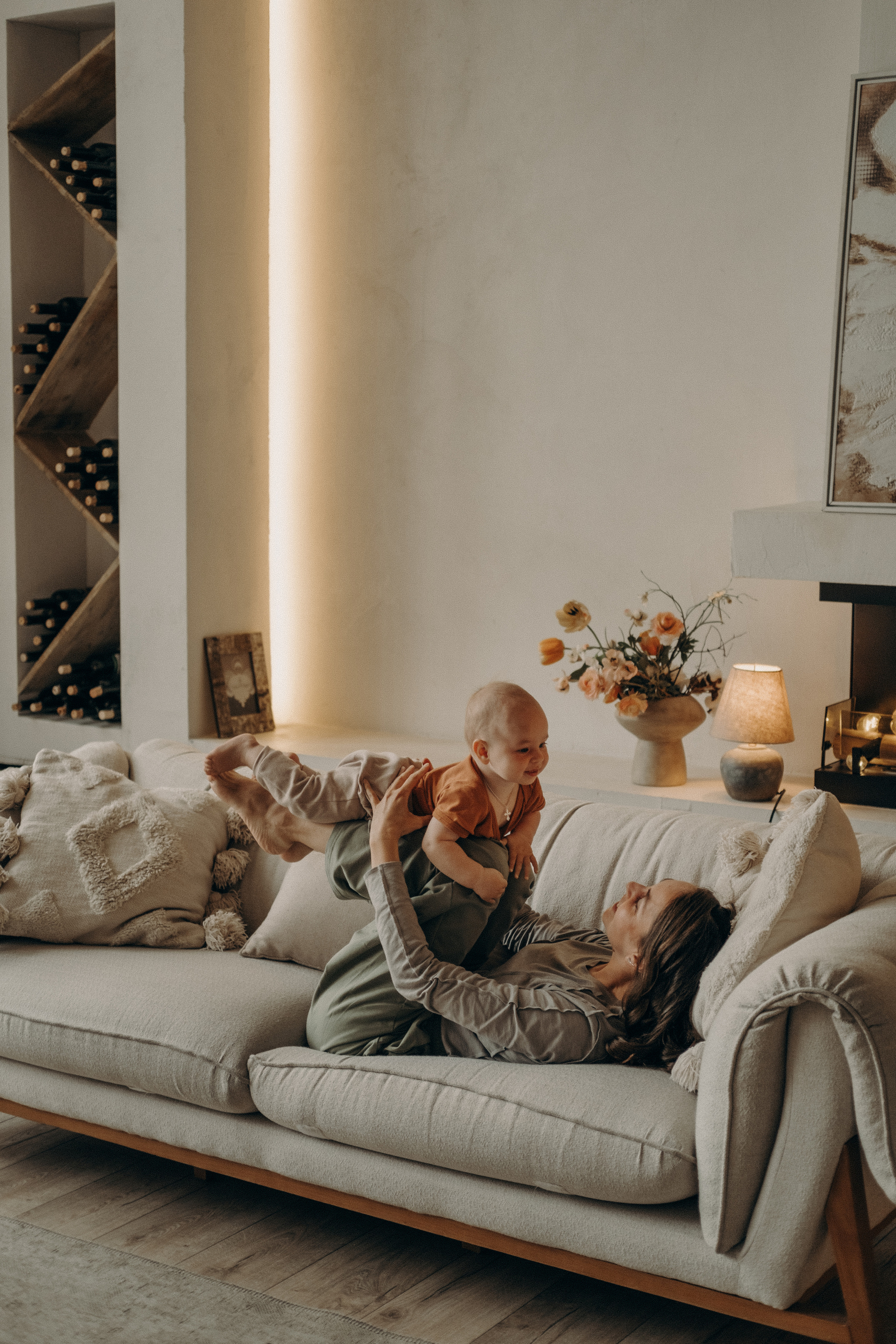 Мама папа и малыш дома фотосессия. Семейный фотограф в Москве Кристина Маркос