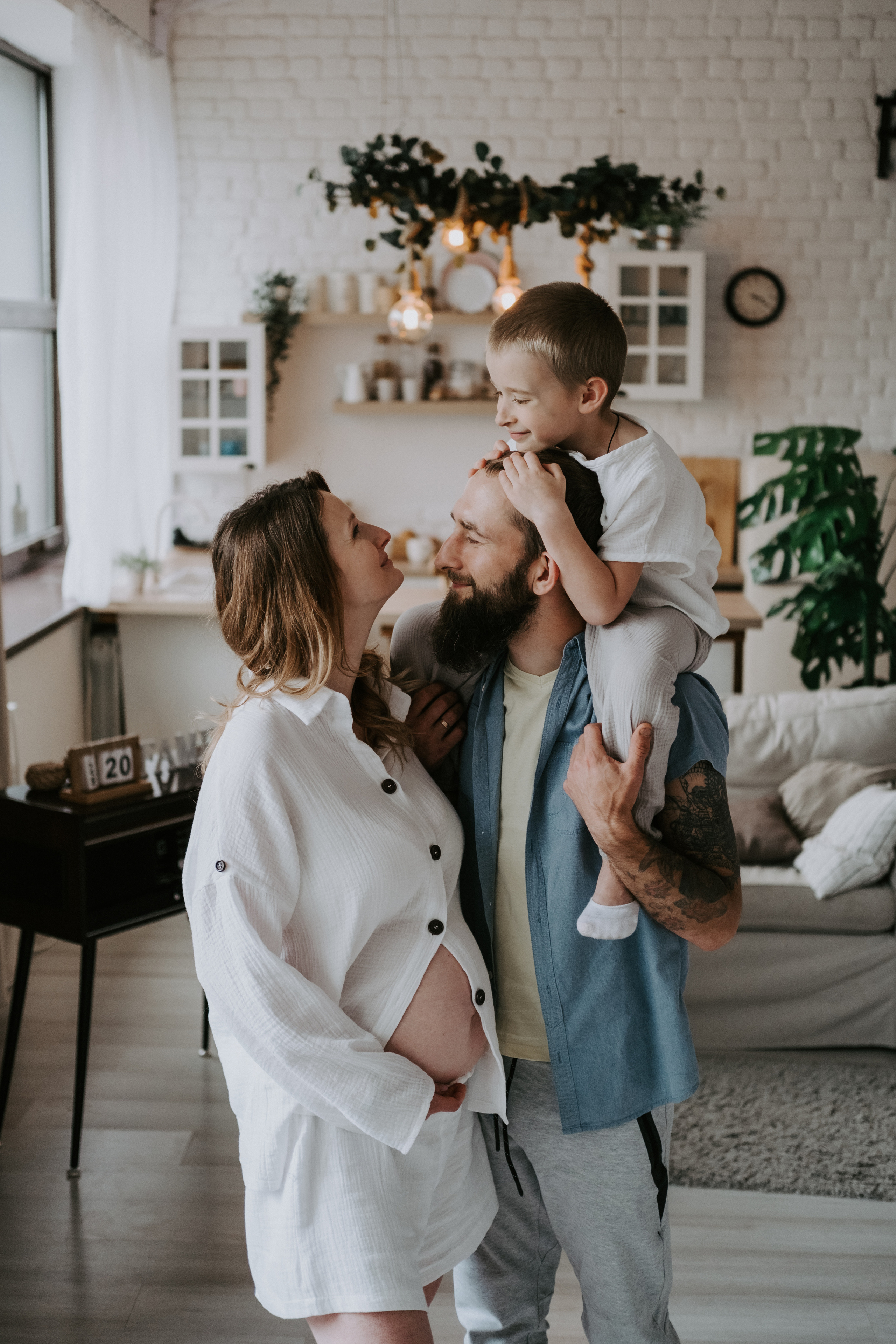 Семейная фотосессия беременности в москве. Семейный фотограф в Москве Кристина Маркос