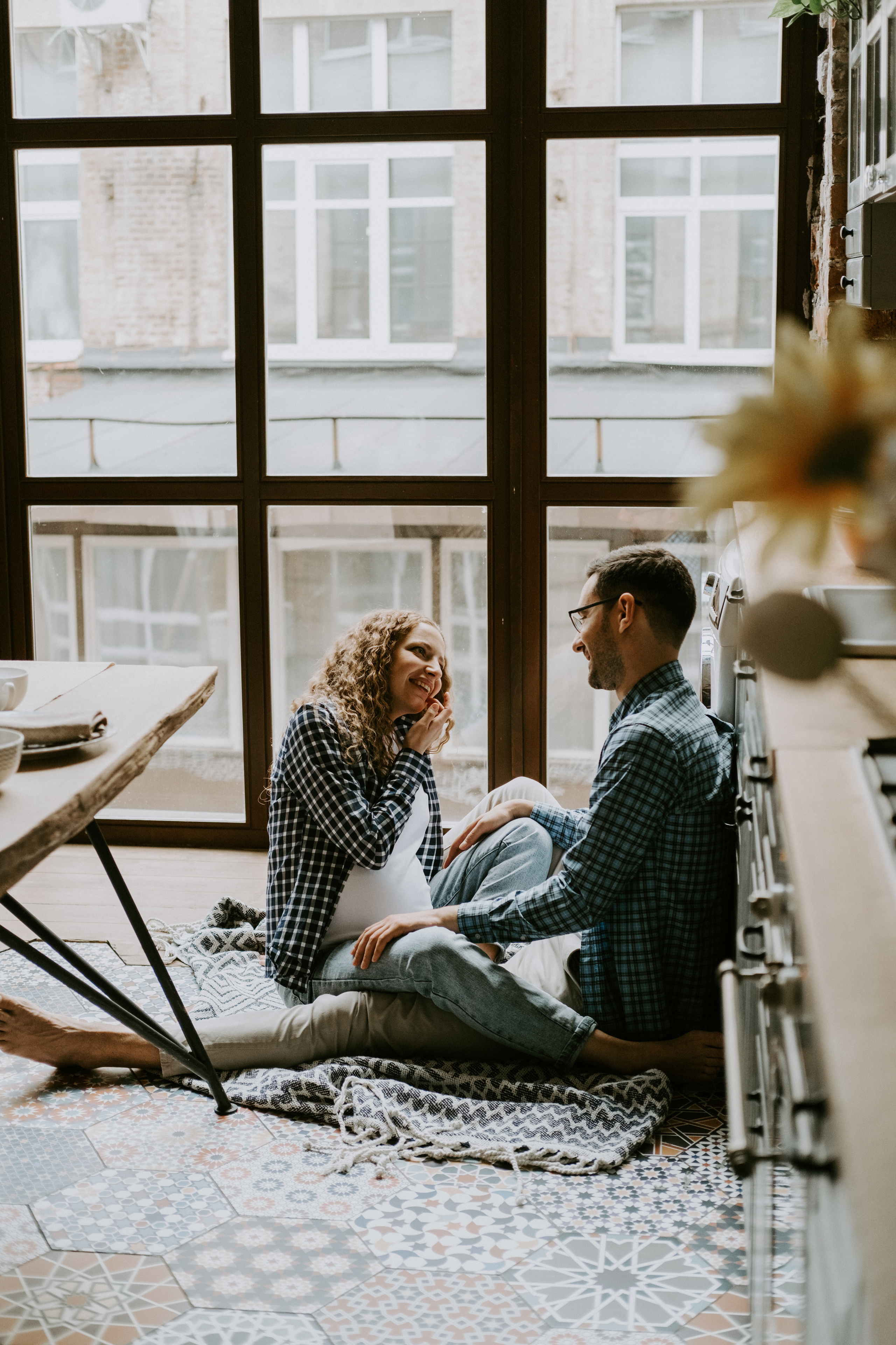 Фотосессия беременности в студии в стиле лайфстайл. Семейный фотограф в Москве Кристина Маркос