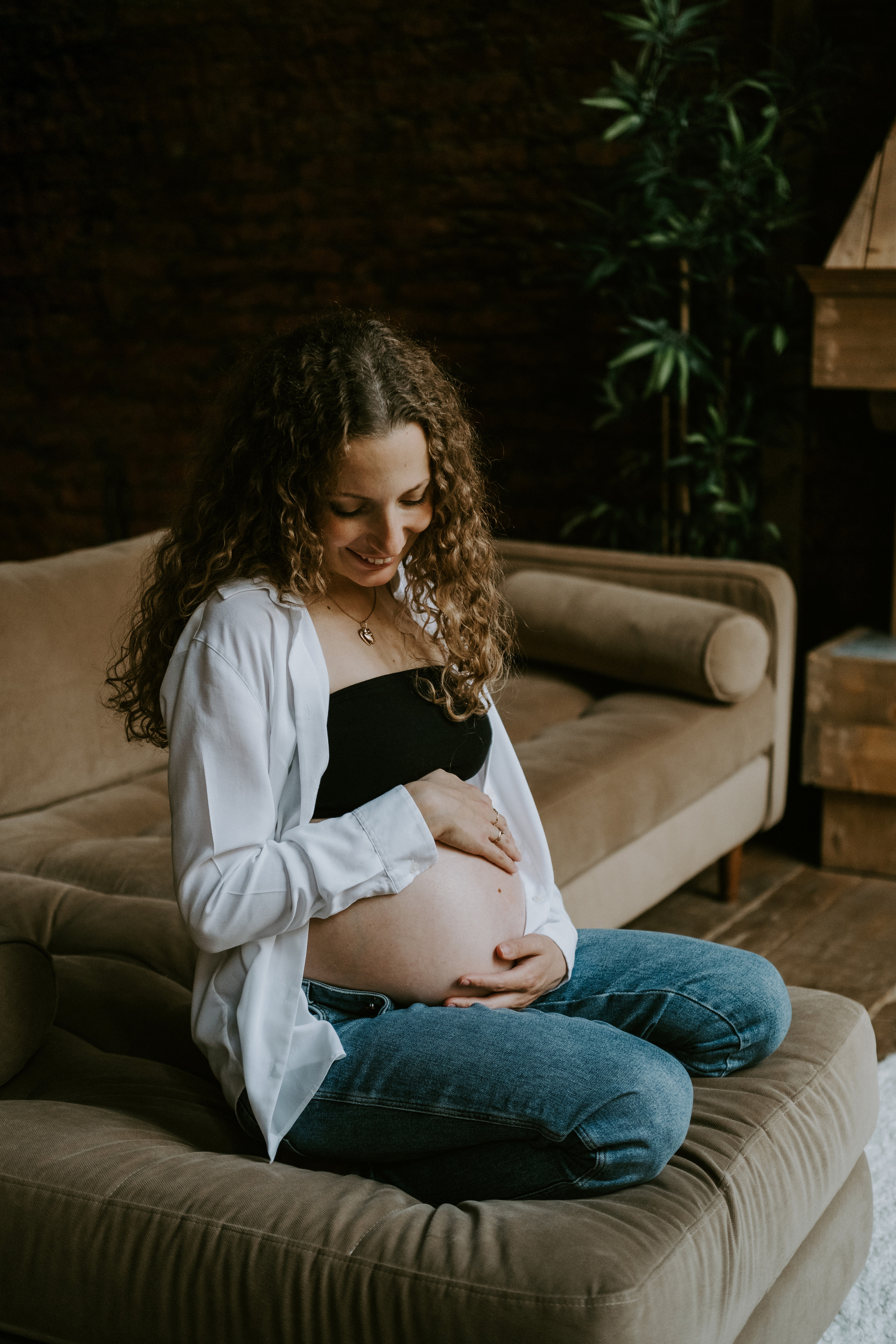 Фотосессия беременности в студии в стиле лайфстайл. Семейный фотограф в Москве Кристина Маркос