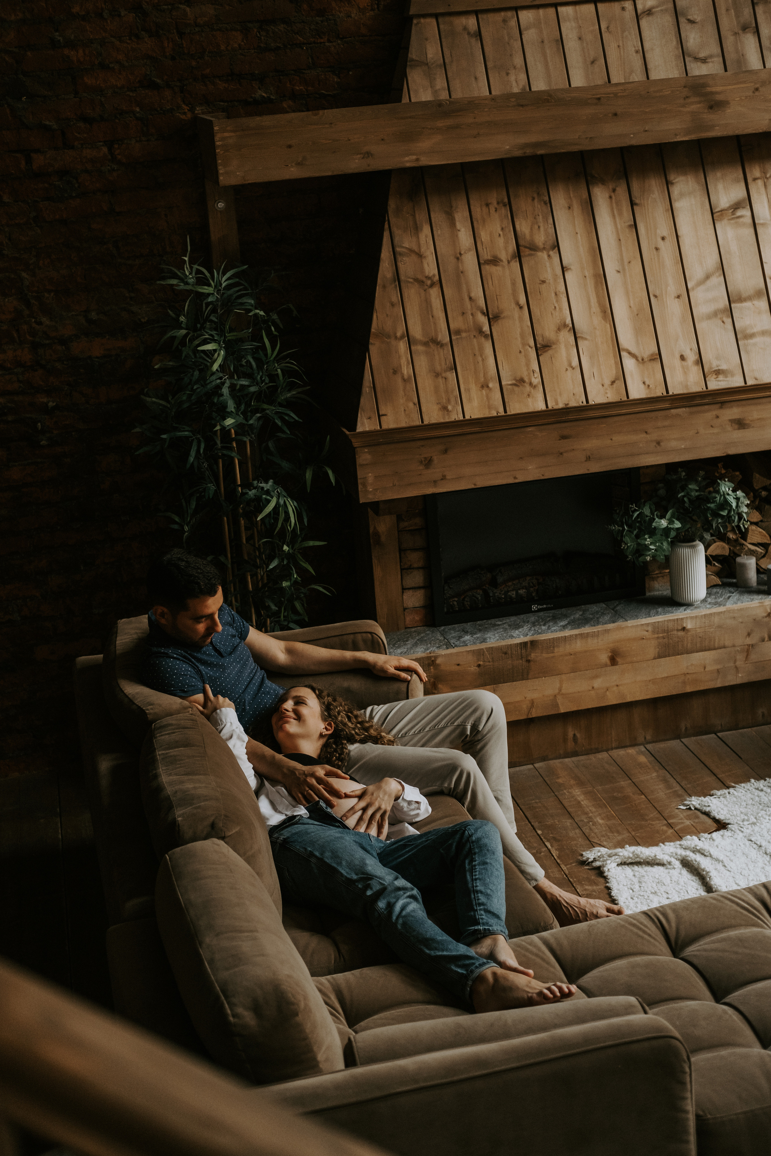 Фотосессия беременности в студии в стиле лайфстайл. Семейный фотограф в Москве Кристина Маркос