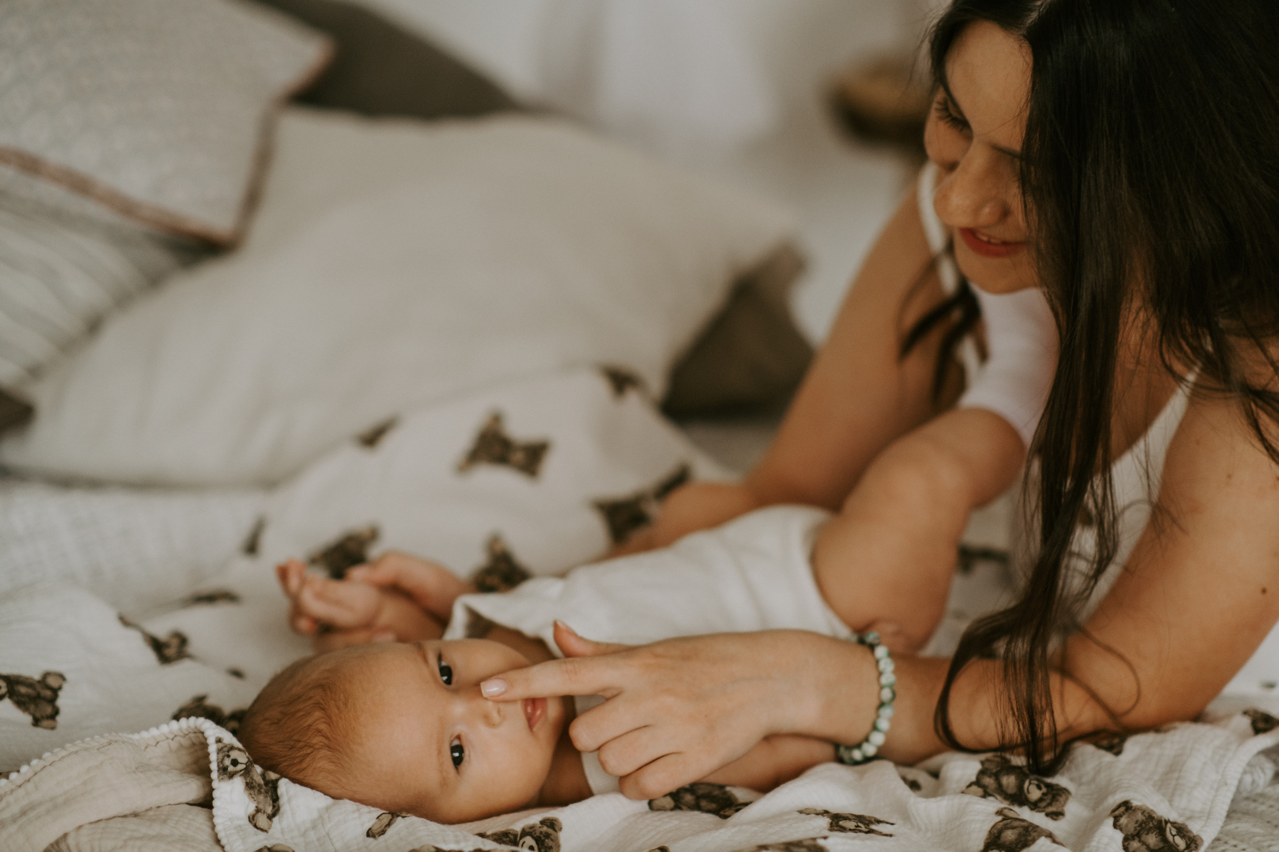 Фотосессия новорожденных в Москве в стиле лайфстайл. Семейный фотограф в Москве Кристина Маркос