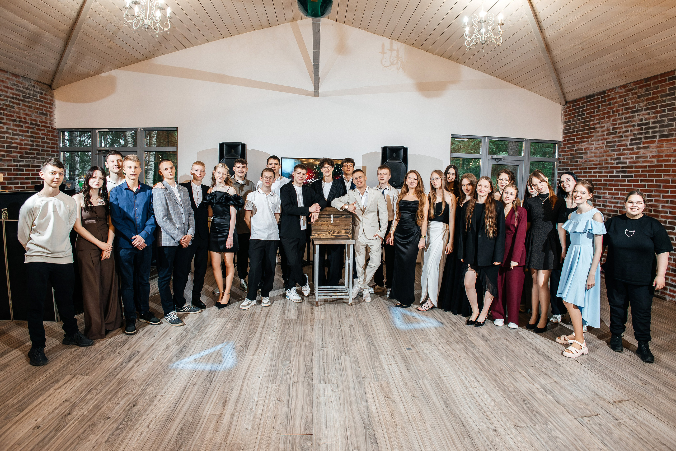 Выпускной 9 класс. Фотограф в Санкт-Петербурге Виктория Безверхая