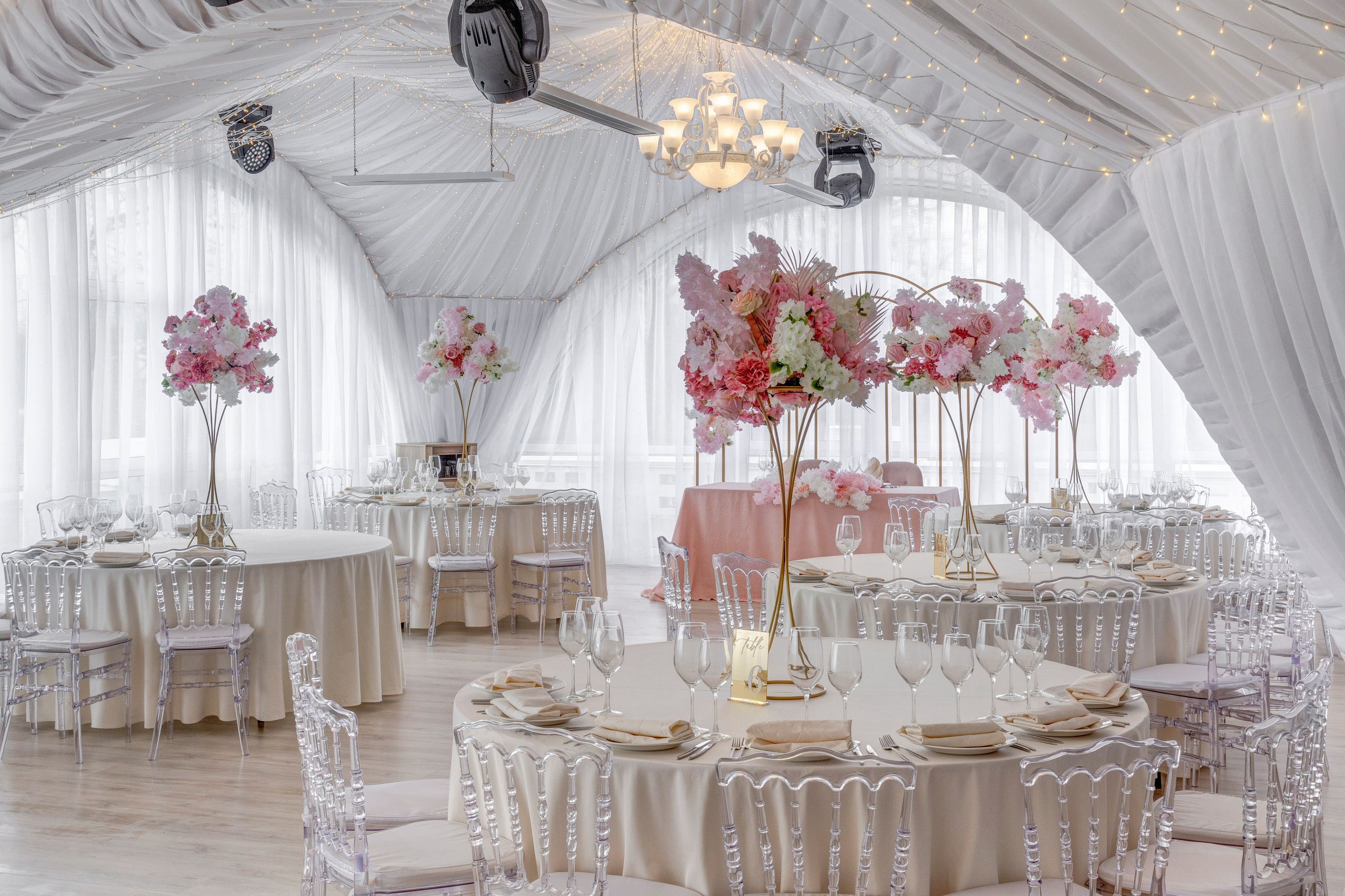 Площадка № 2-22. Свадебный организатор Москва