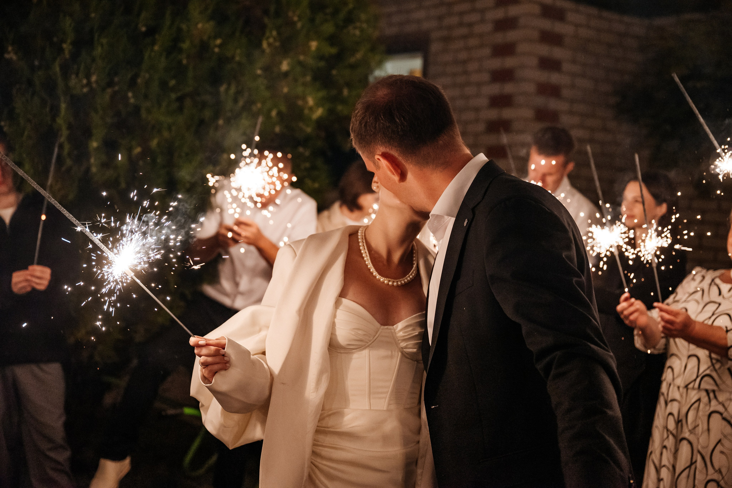 «Свадьба Даши и Артема». Школьный фотограф в Валуйках. Фотосессии для выпускников и изготовление выпускных альбомов в городе Валуйки и в Белгородской области