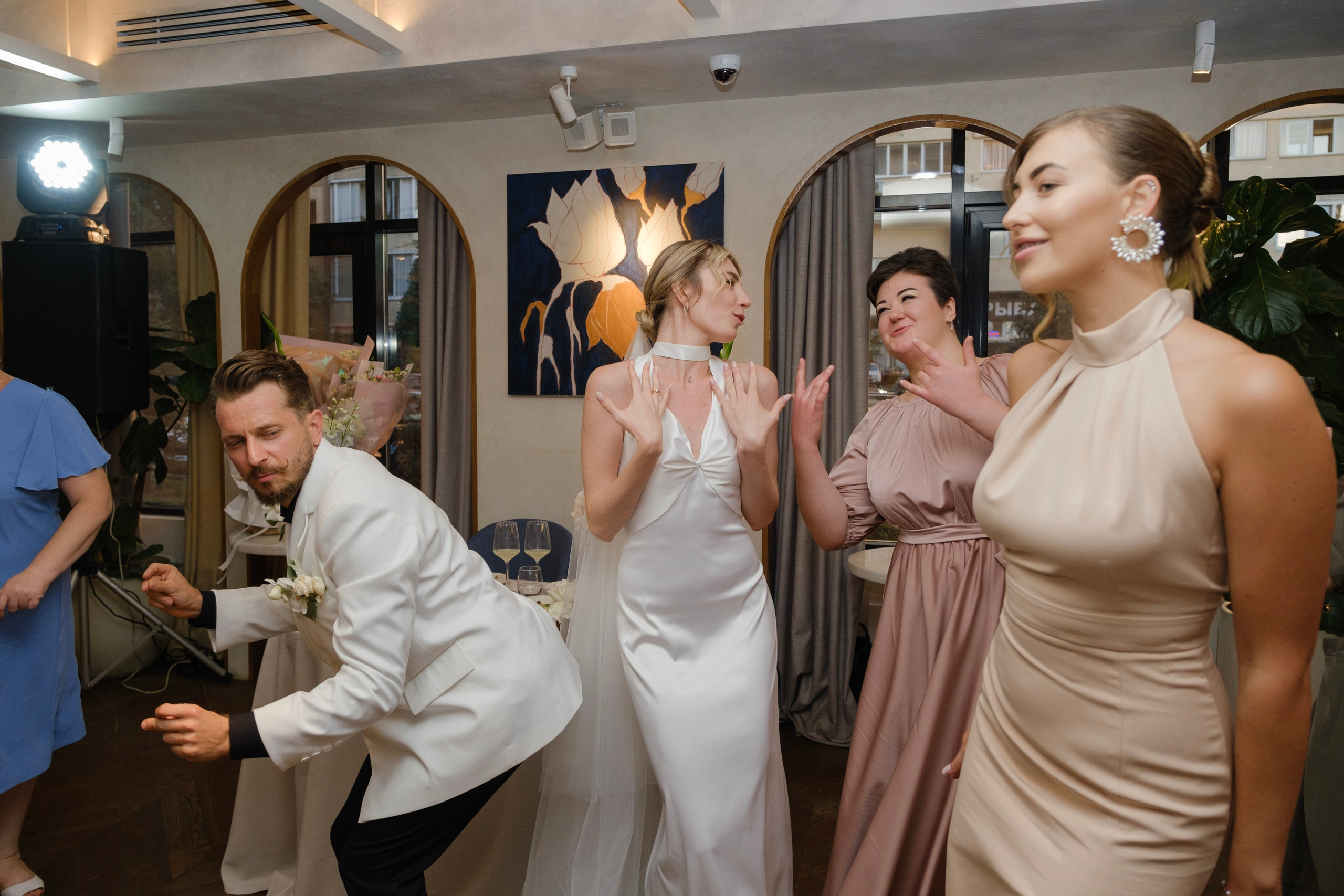 Alexander Alina. Wedding photographer