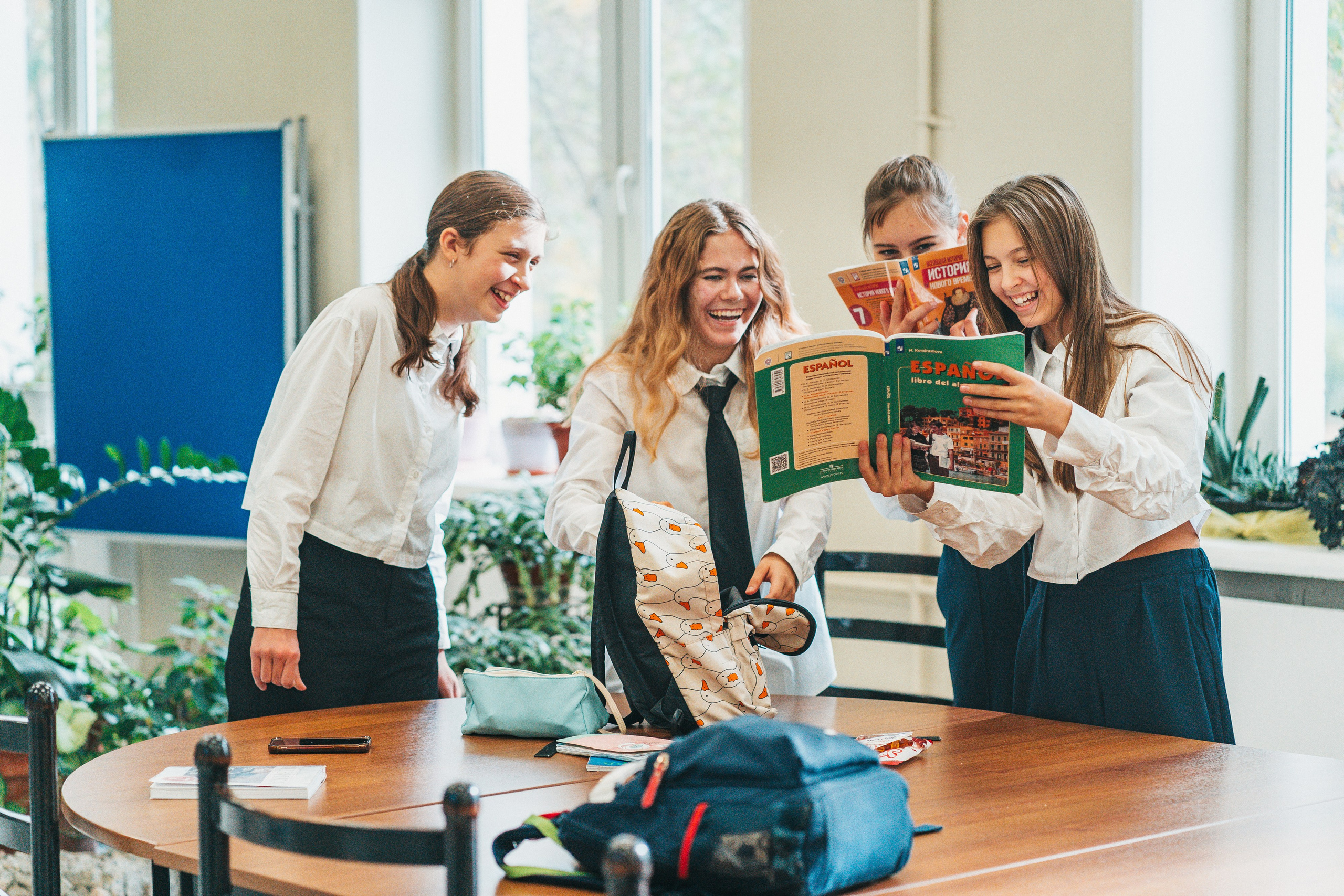 7 класс. Школьные альбомы и альбомы для детского сада. Юлия Осипова. Москва