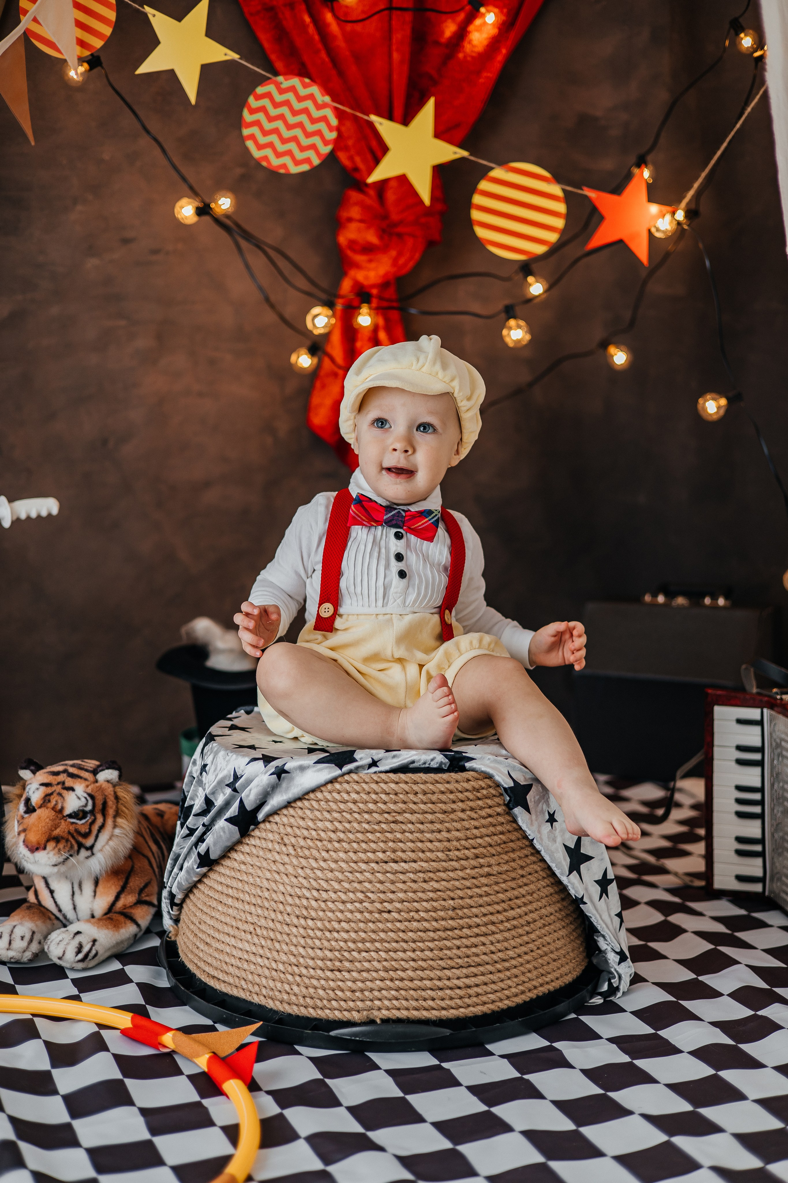 Цирк. Фотограф новорождённых Екатерина Боброва. Ульяновск