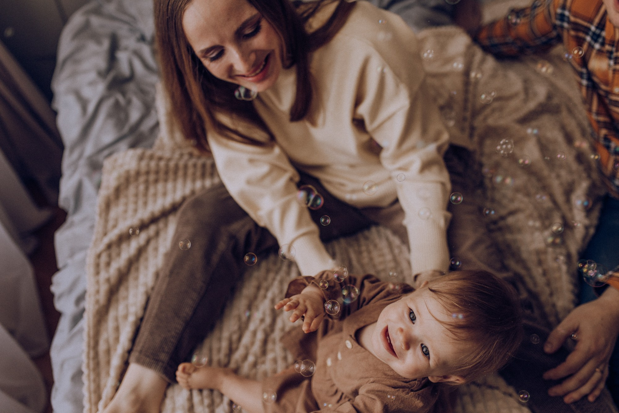 Семейные фотосессии (в студии, на улице или у вас дома). Фотограф Антонина Знак. Семейные фотосессии. Москва и МО