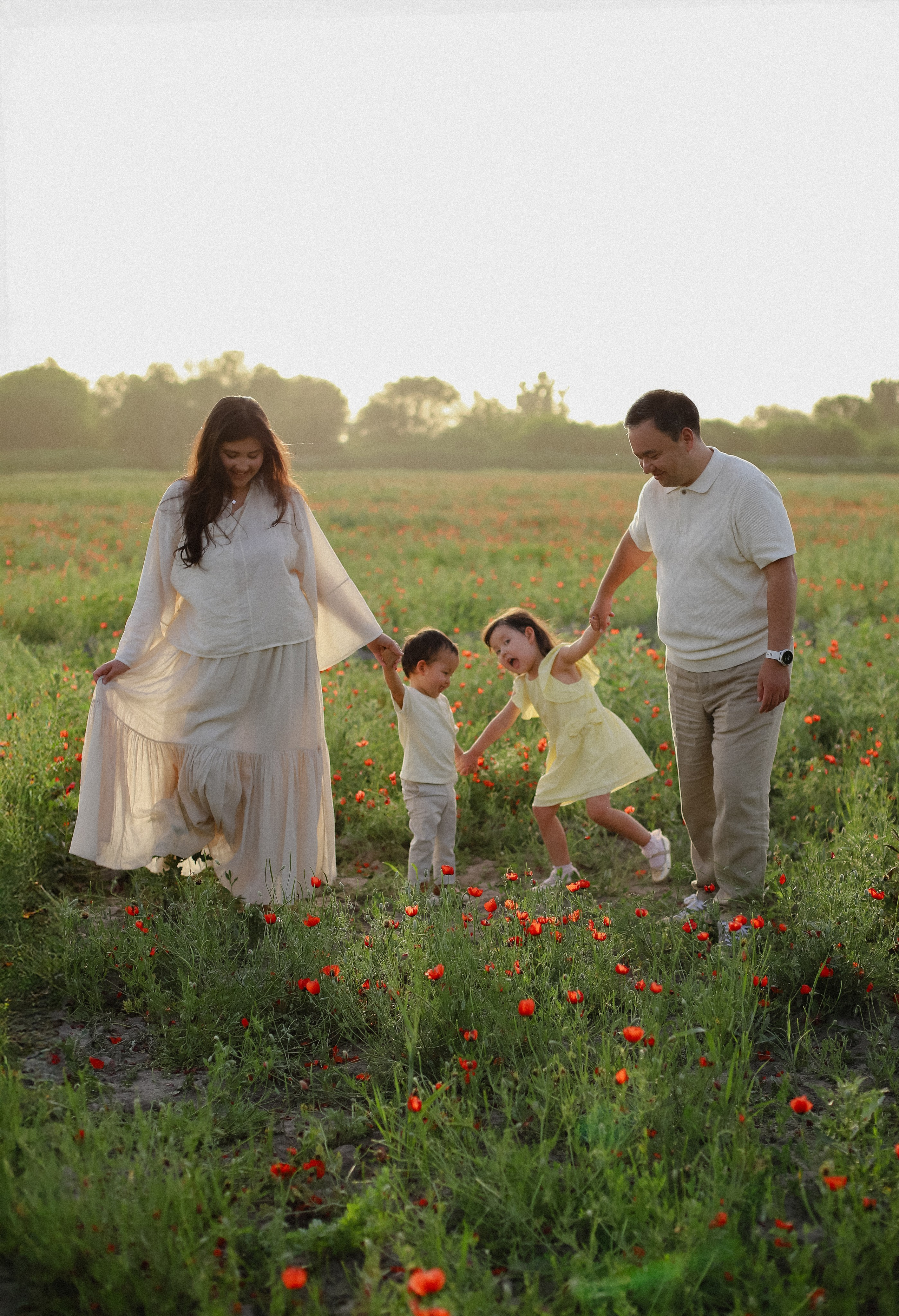 В маках. Фотограф в Алматы и Москве Даша Пушкина